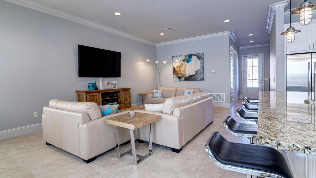 SHOPES 1ST ADDN - Residential