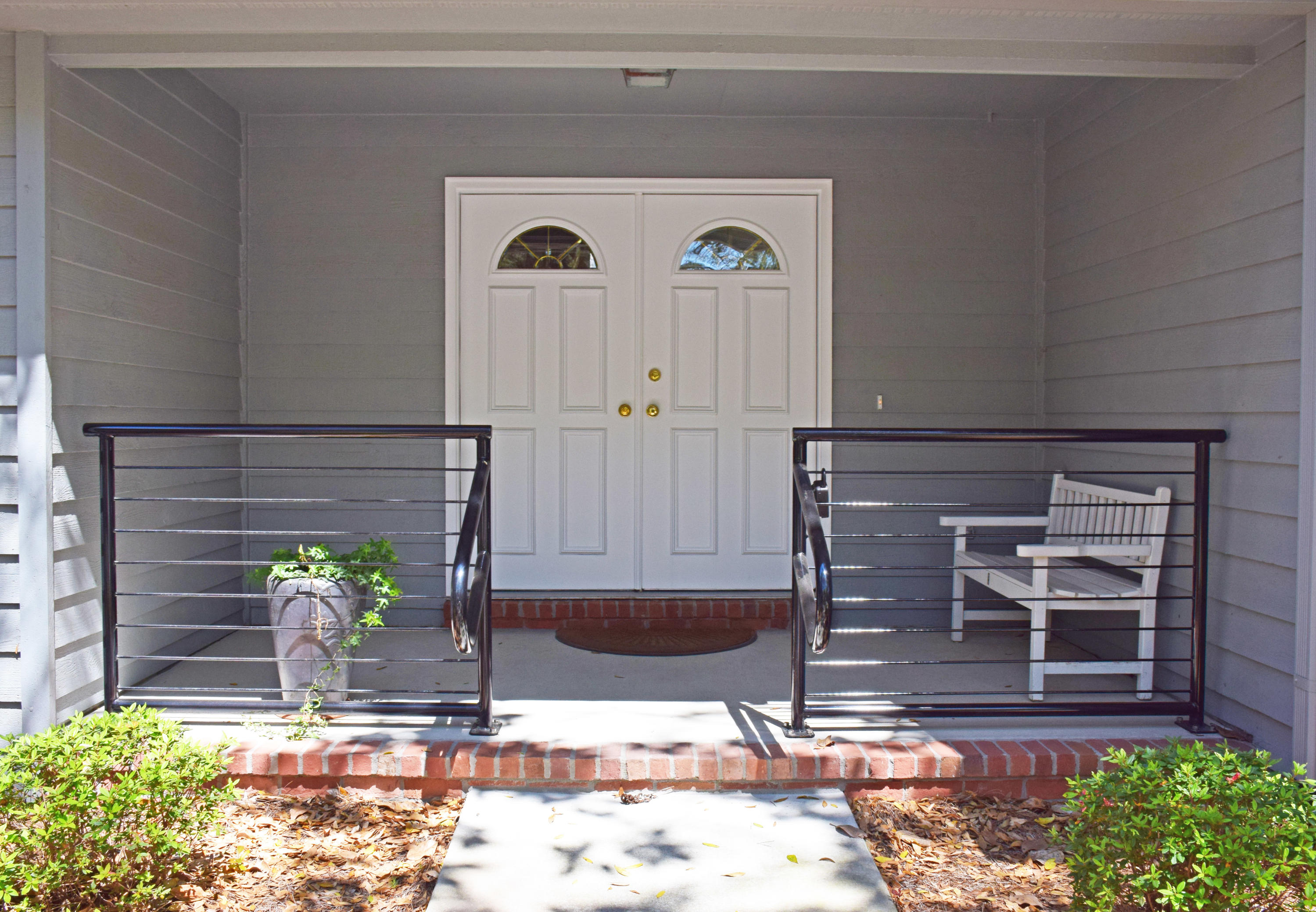 ROCKY BAYOU COUNTRY CLUB ESTATES 1 - Residential