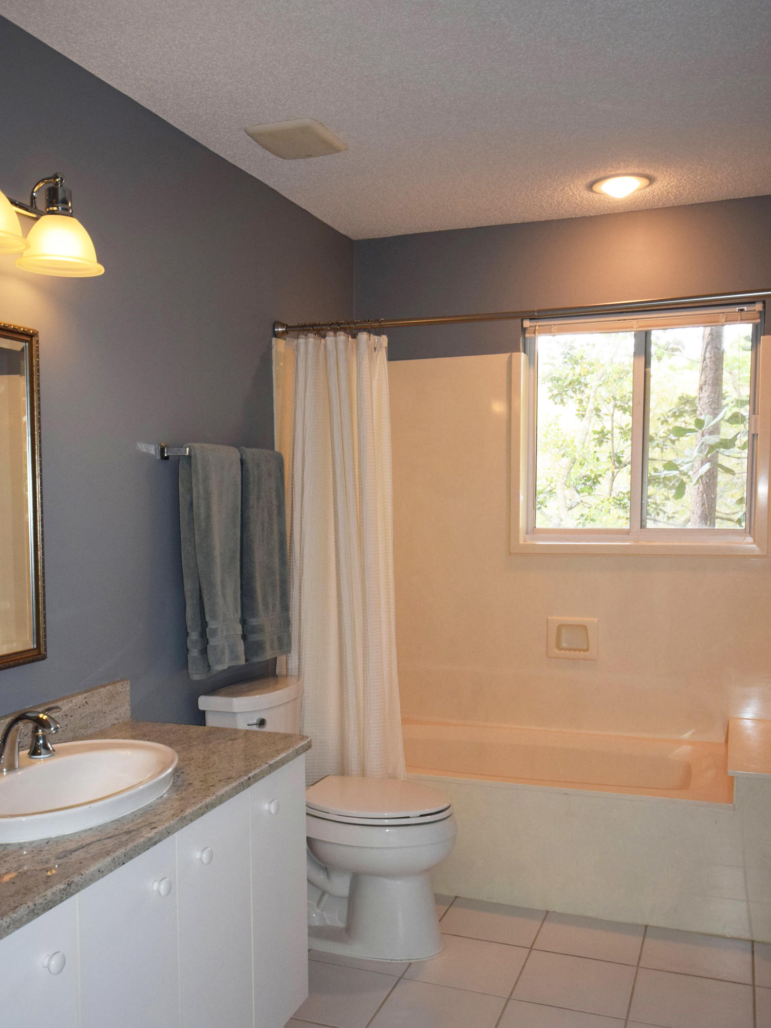 ROCKY BAYOU COUNTRY CLUB ESTATES 1 - Residential