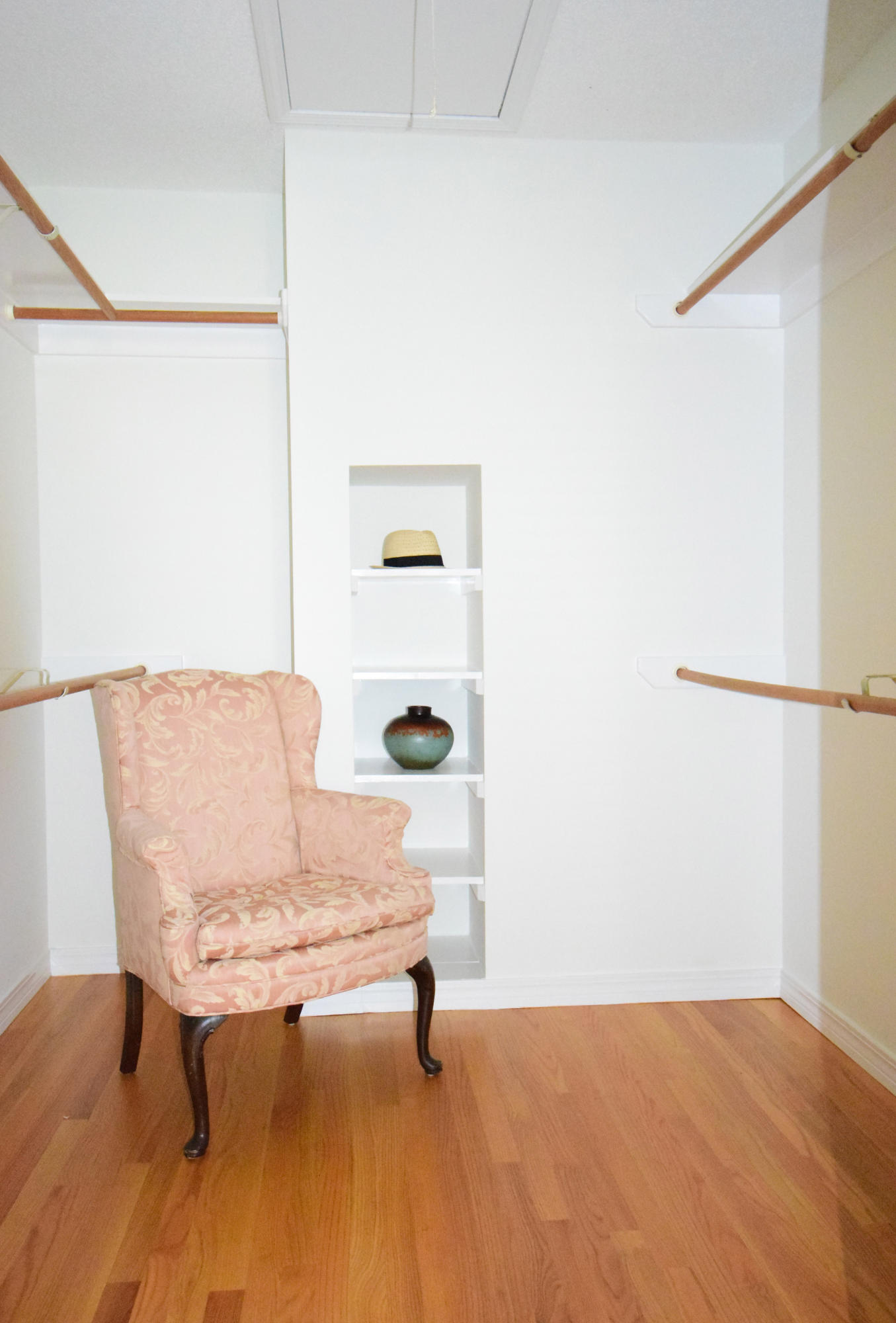 ROCKY BAYOU COUNTRY CLUB ESTATES 1 - Residential