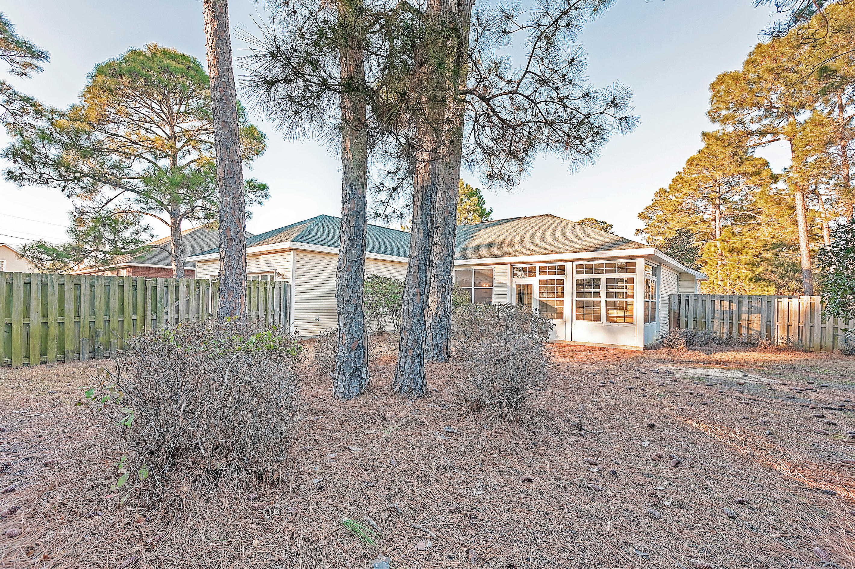 DOROTHY BOWEN EST. - Residential