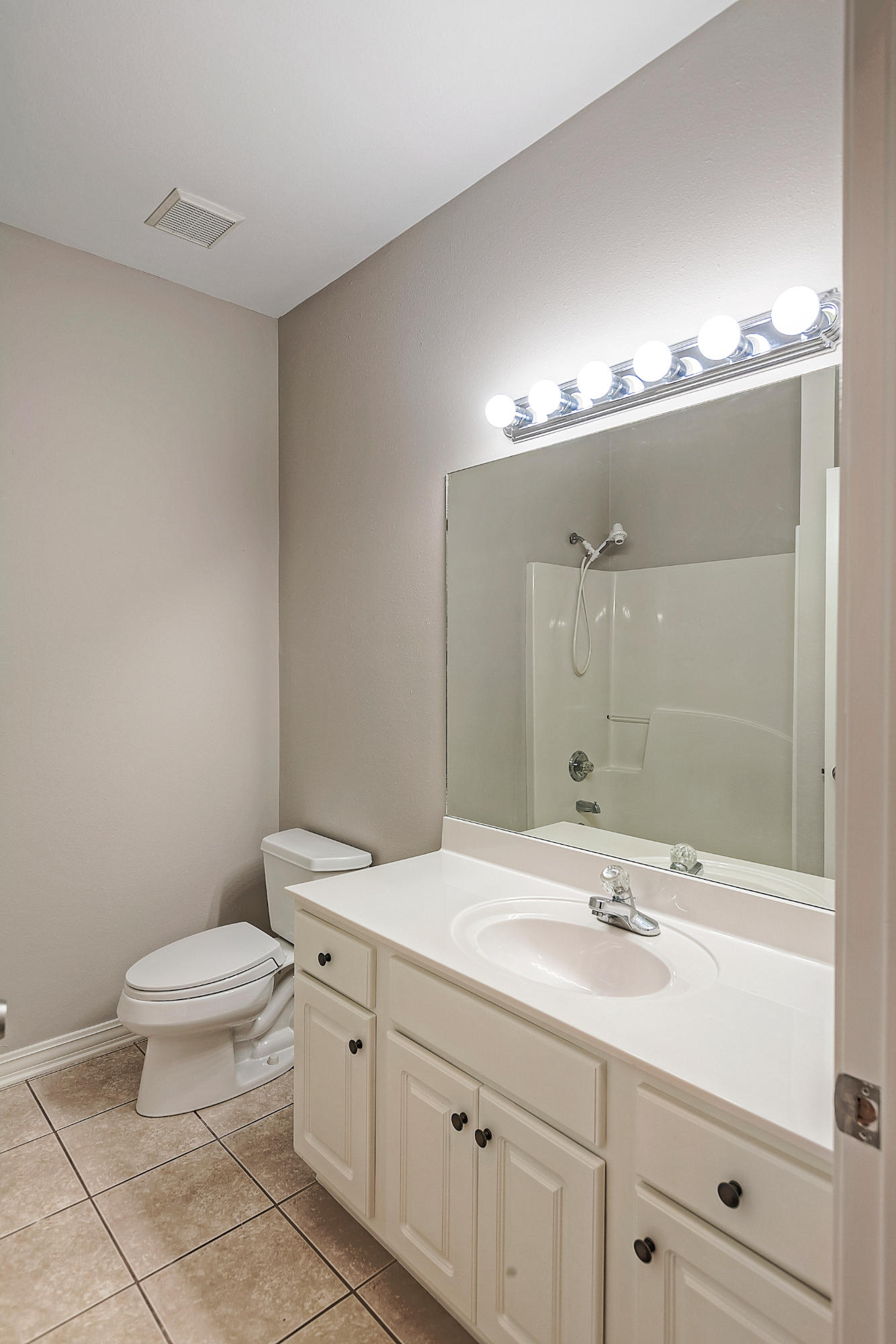 DOROTHY BOWEN EST. - Residential