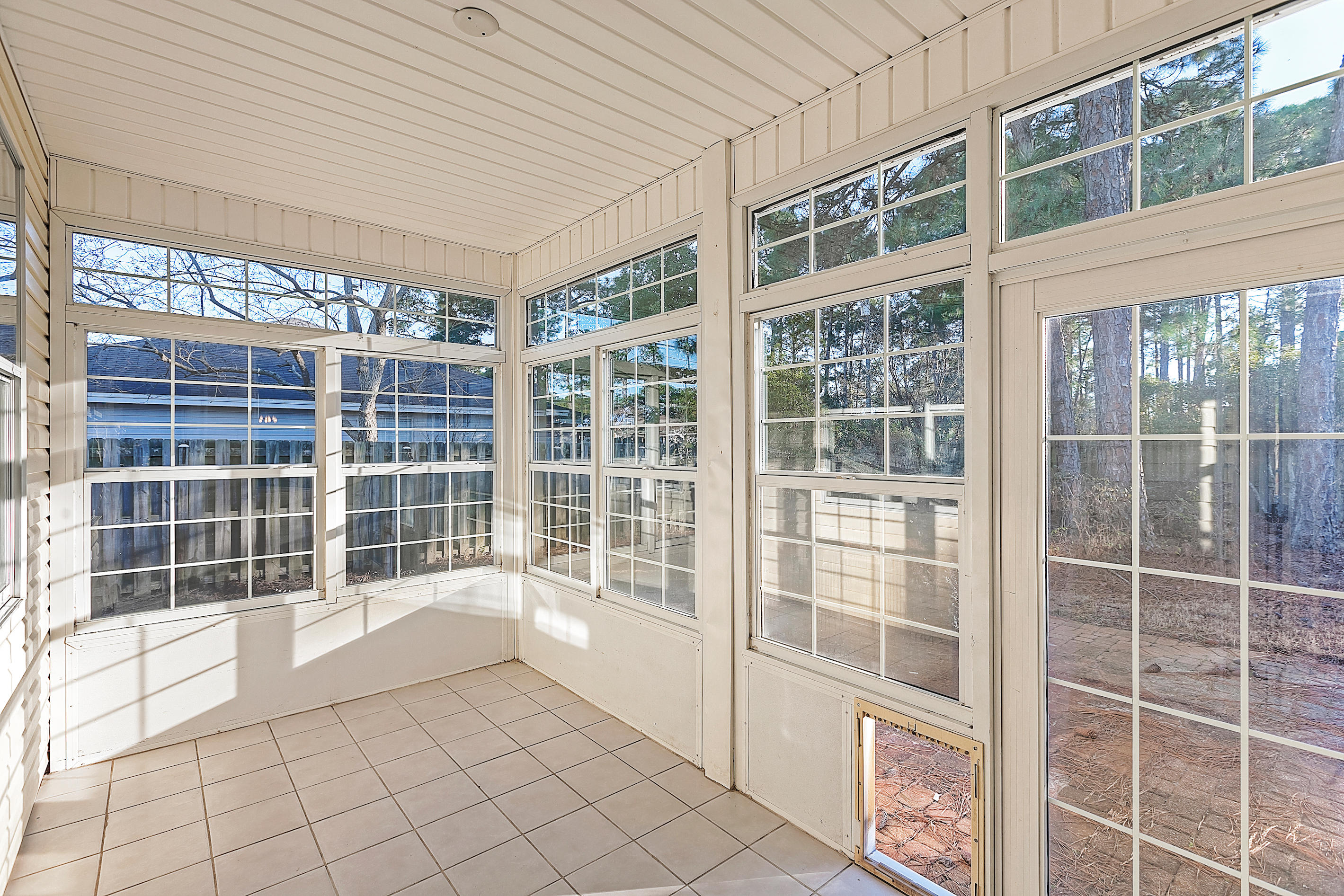 DOROTHY BOWEN EST. - Residential