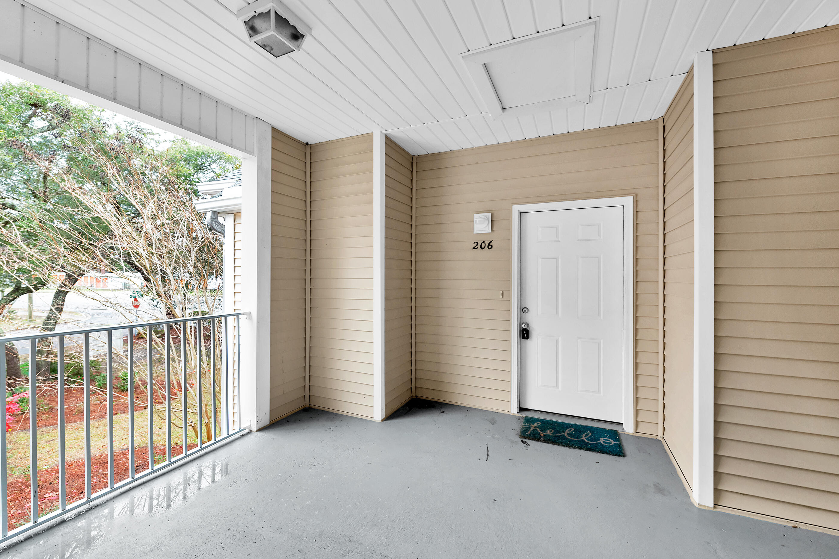 THE OAKS AT NICEVILLE PH I - Residential Lease