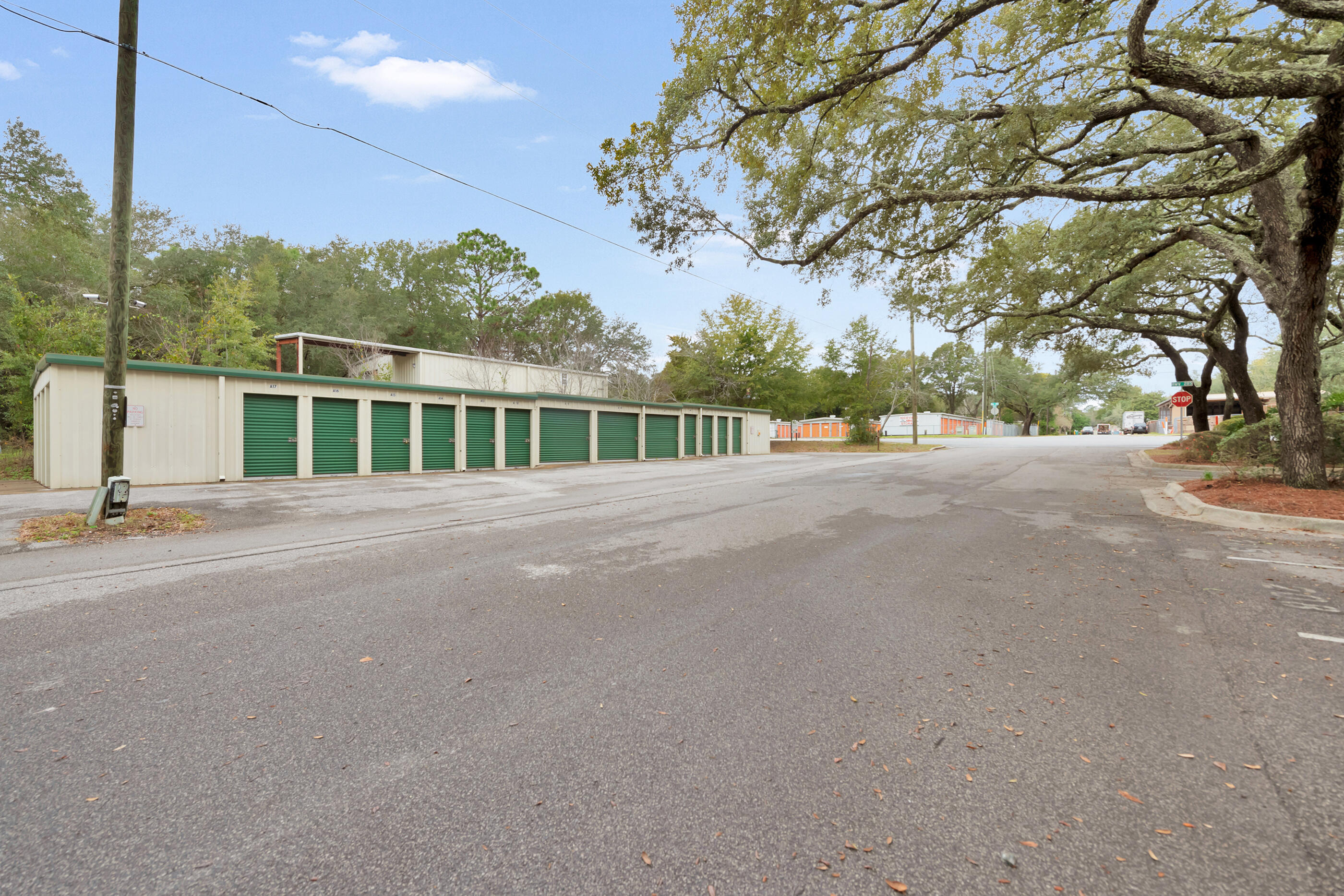 THE OAKS AT NICEVILLE PH I - Residential Lease