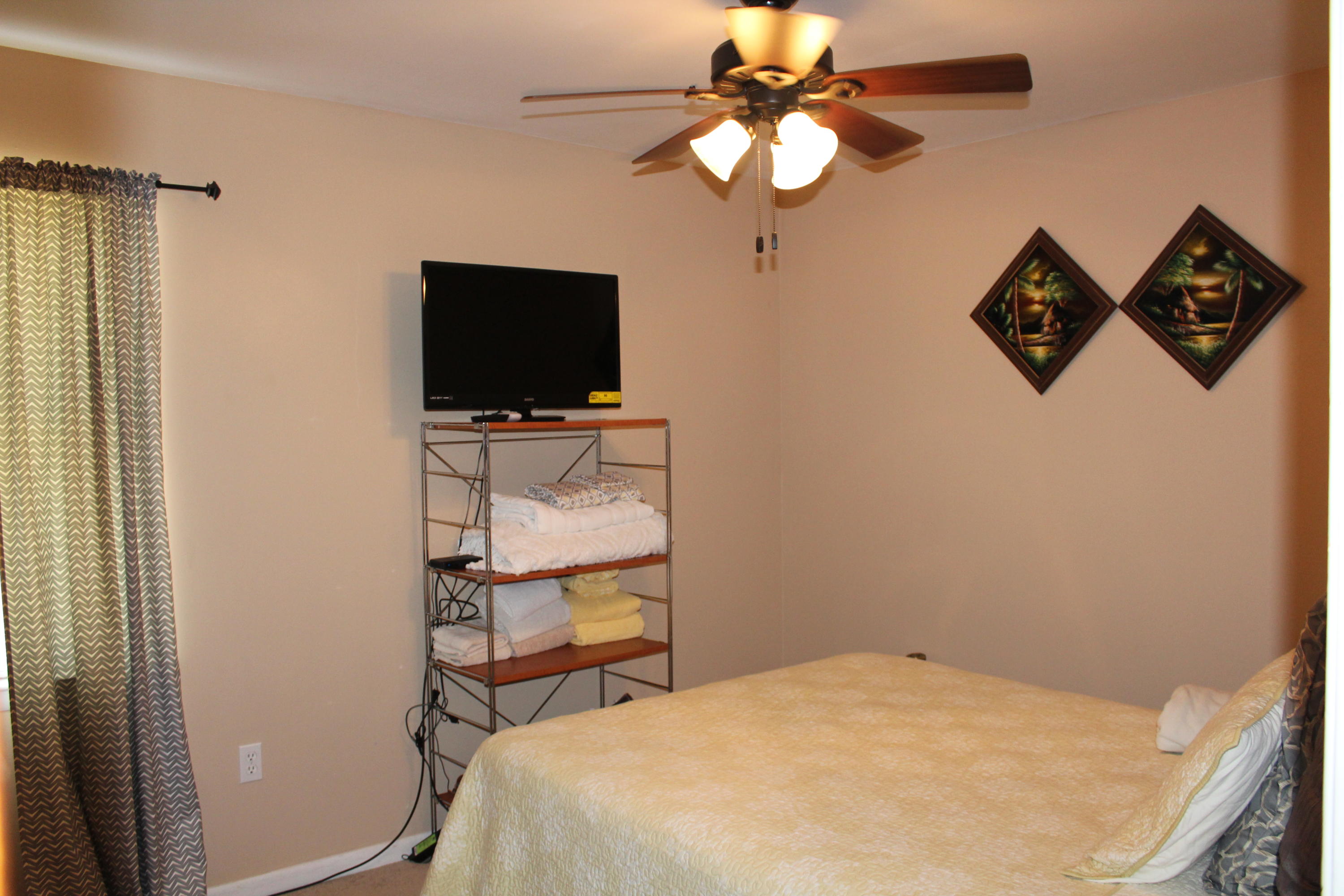 MONTAGE MANOR - Residential