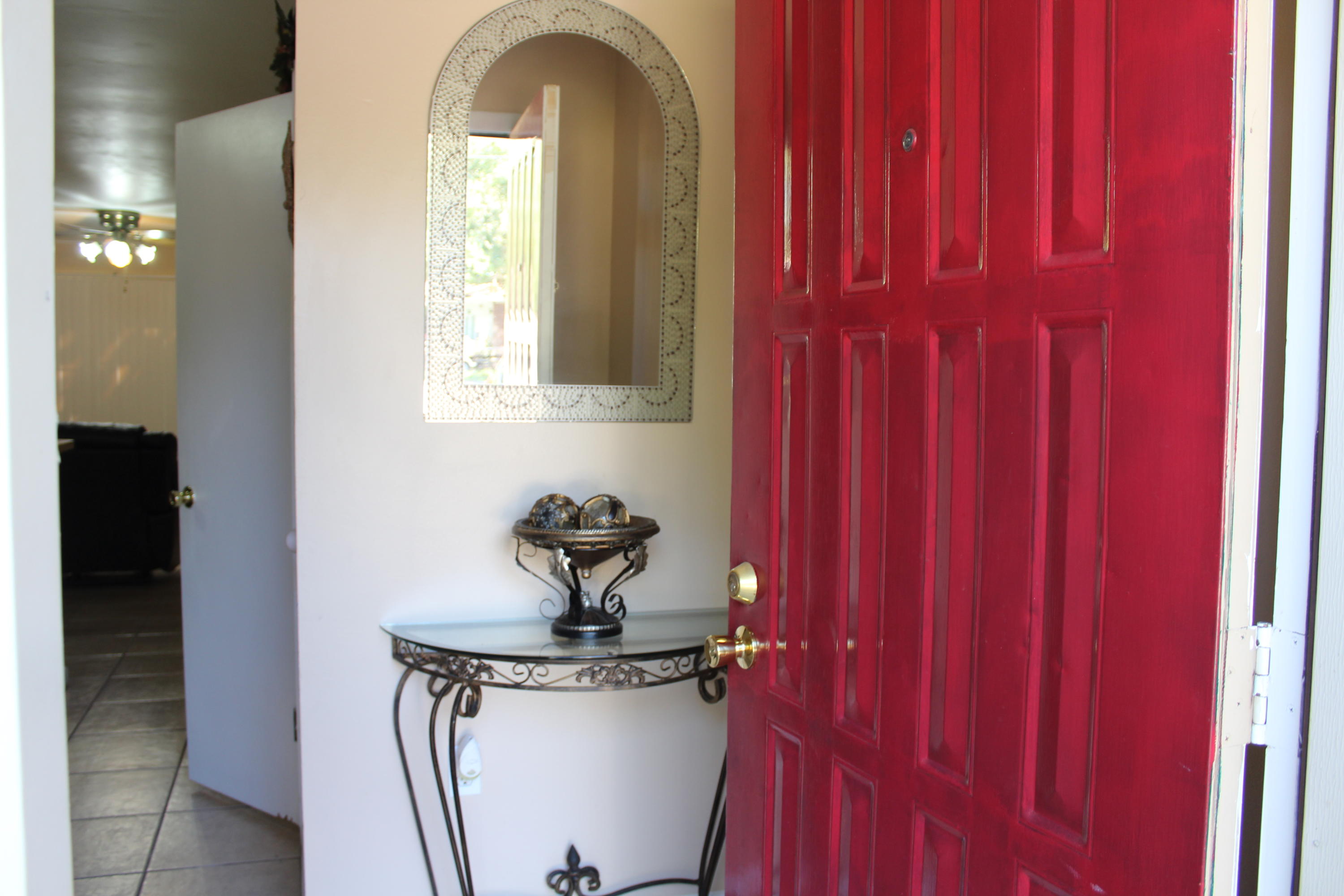 MONTAGE MANOR - Residential