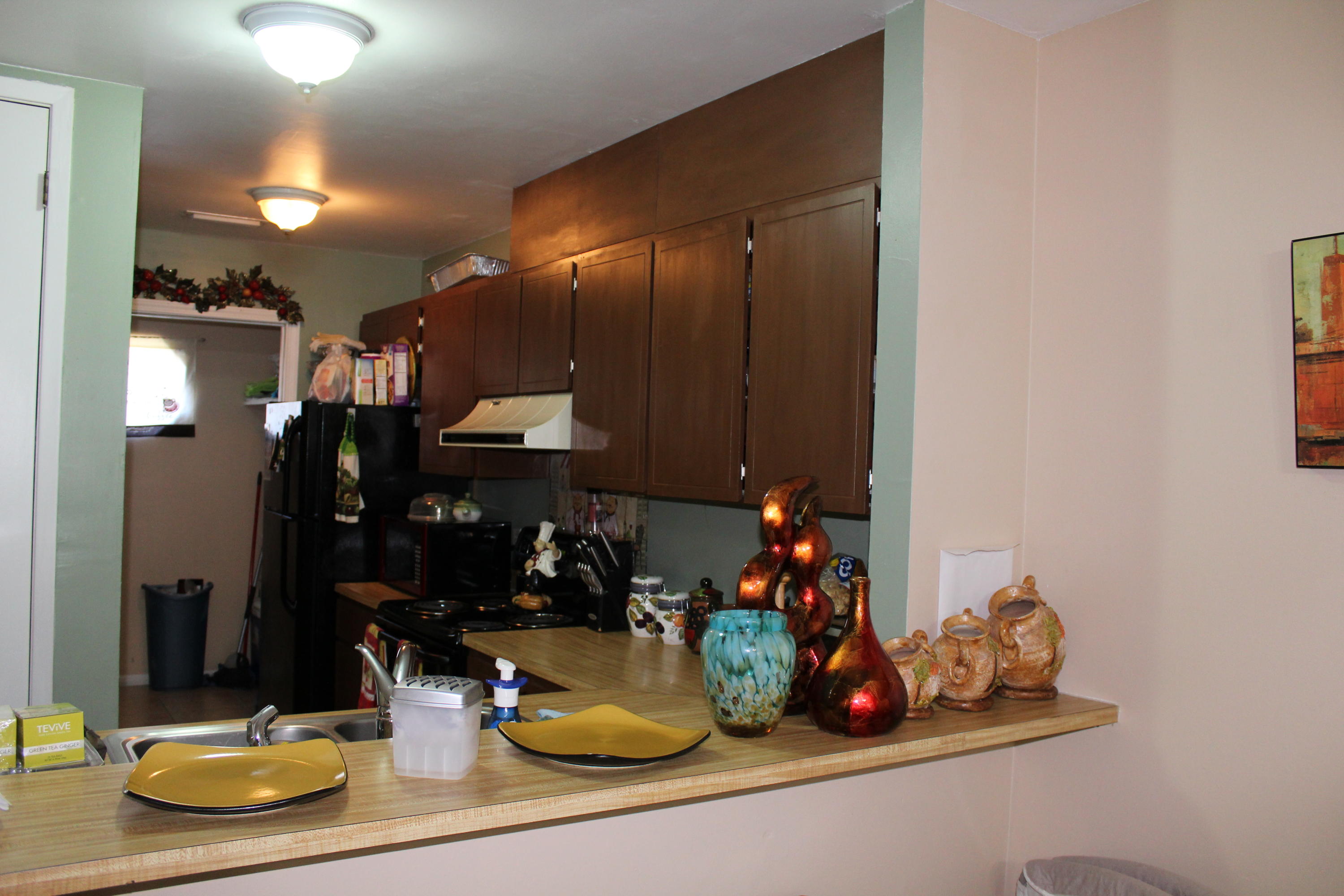 MONTAGE MANOR - Residential