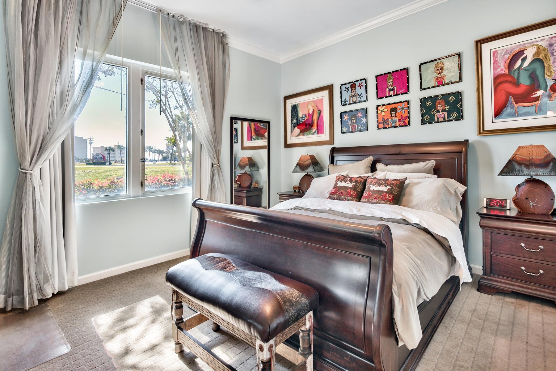 THE PALMS OF DESTIN - Residential