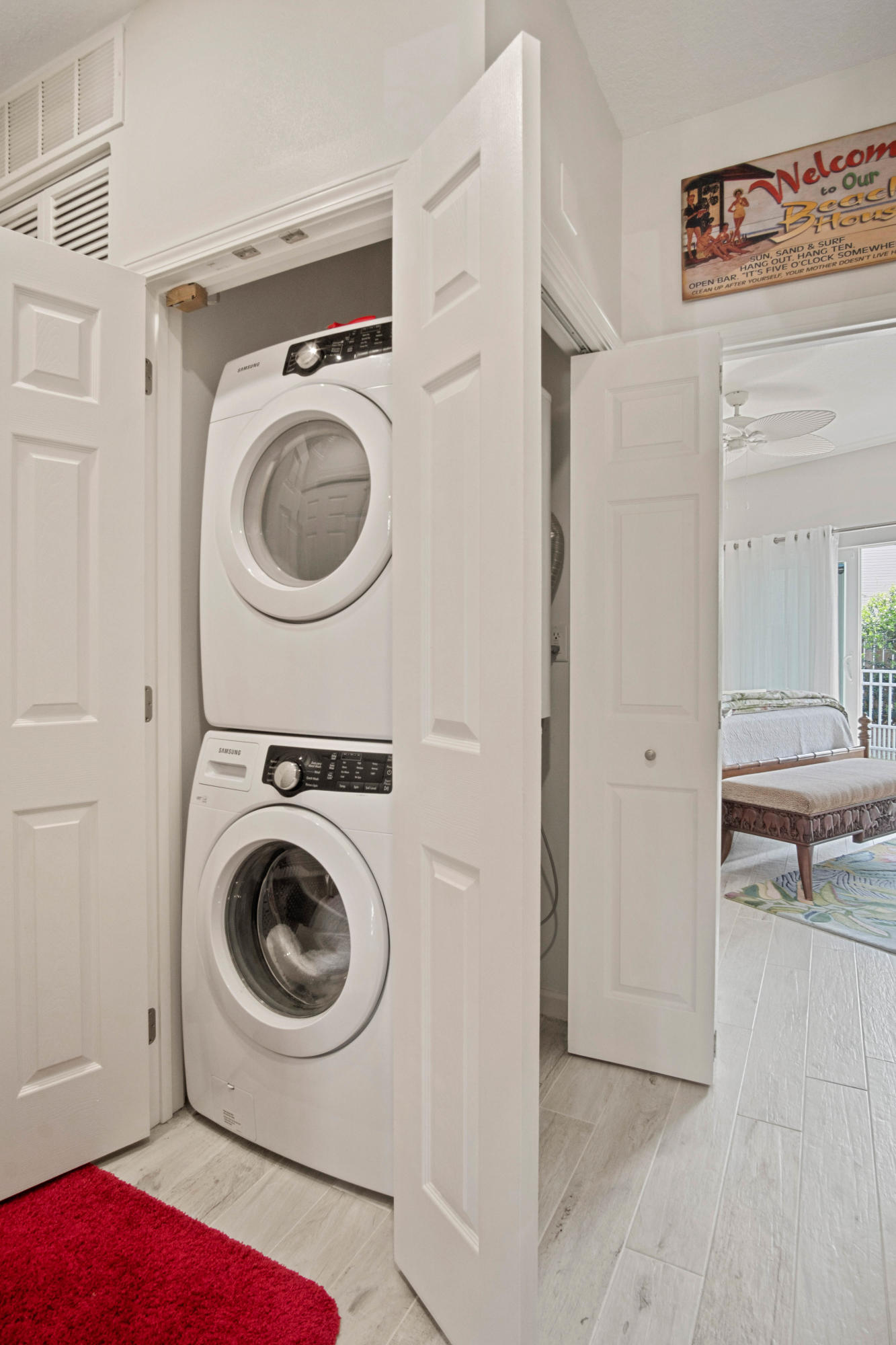 BEACH POINTE T/H - Residential