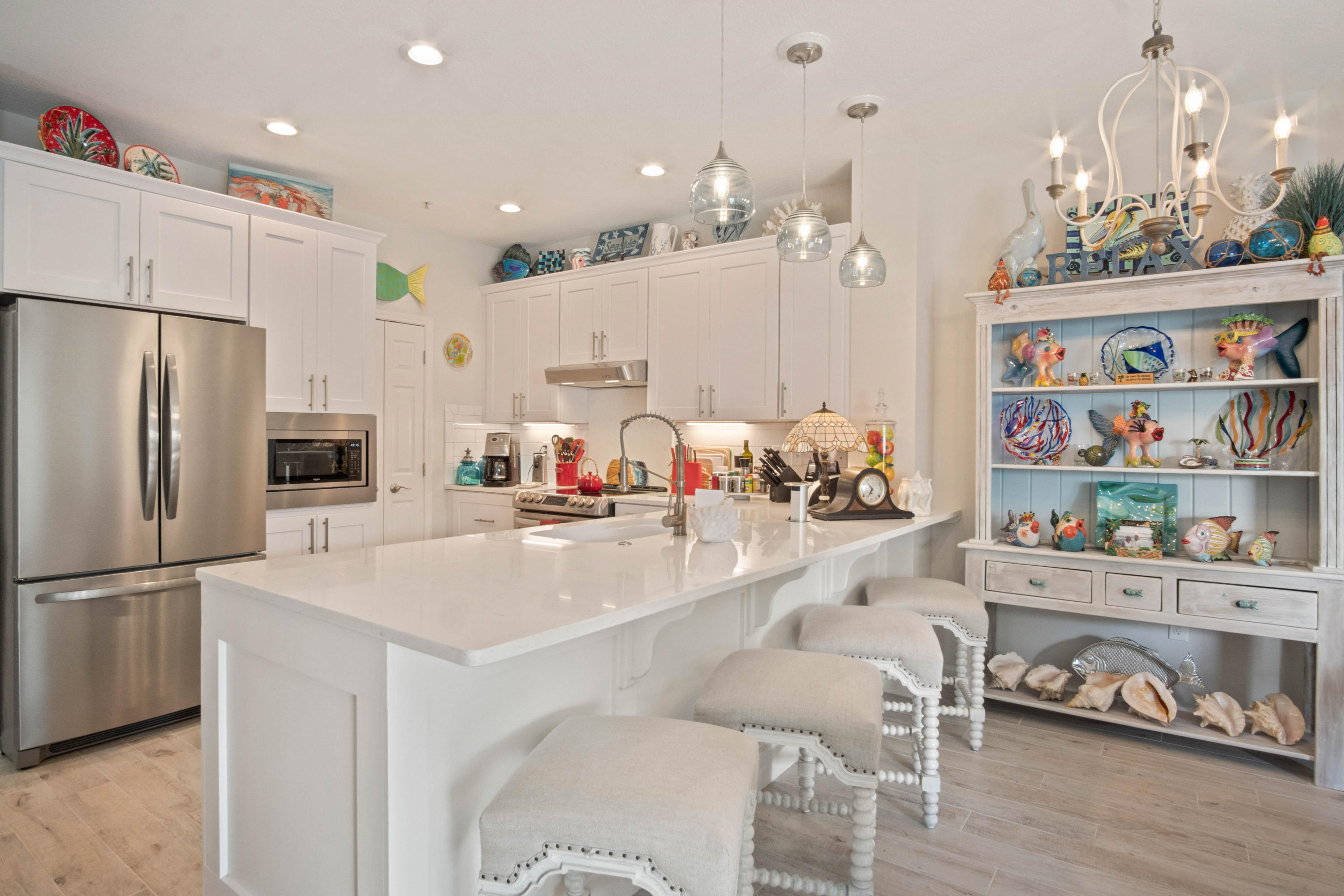 BEACH POINTE T/H - Residential