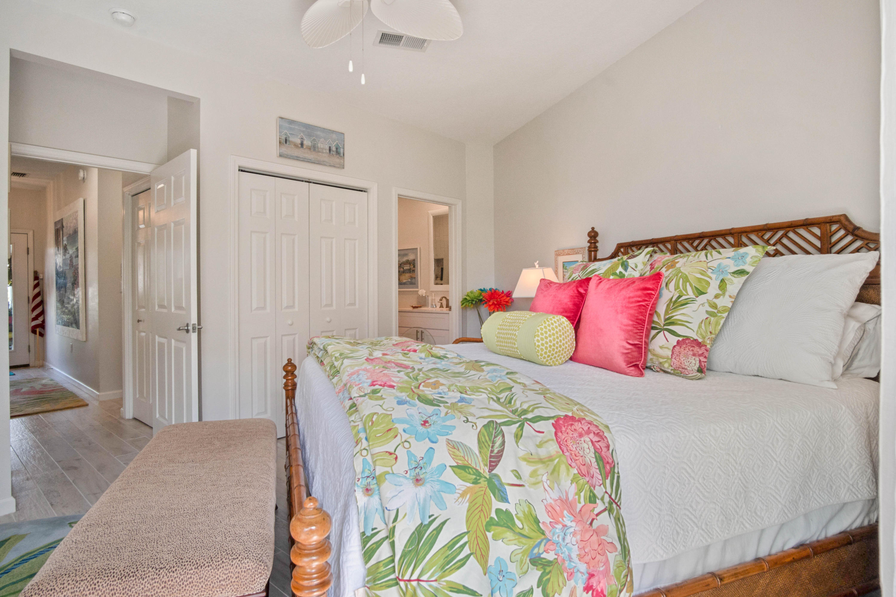 BEACH POINTE T/H - Residential