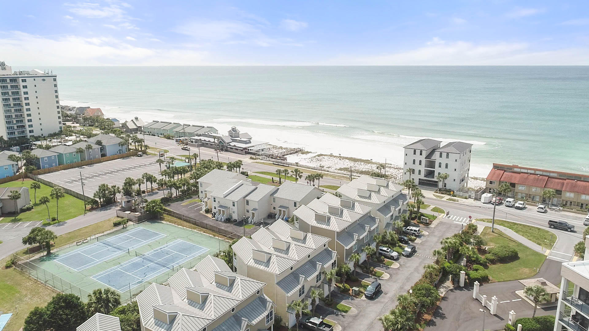 BEACH POINTE T/H - Residential