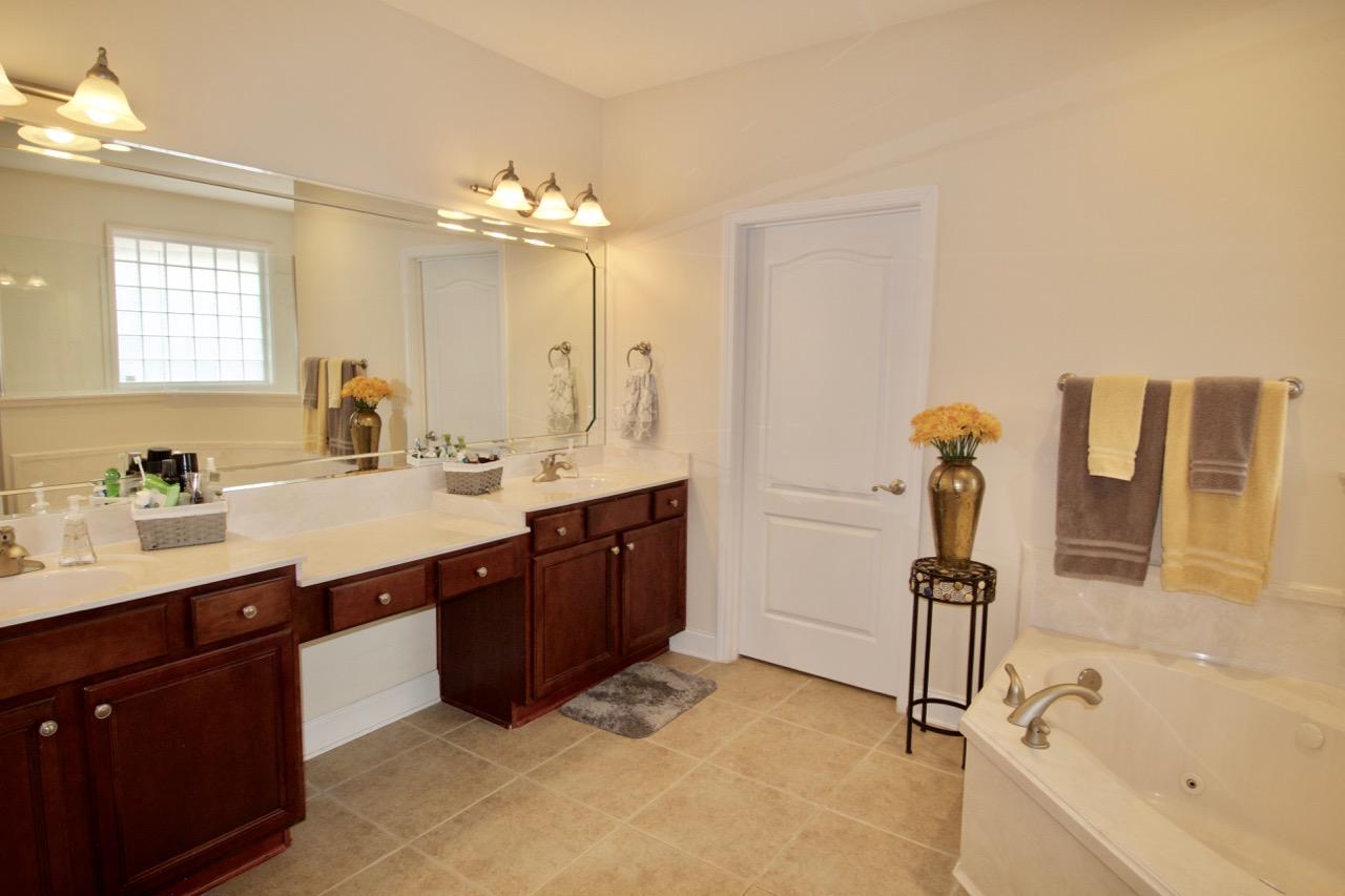 SPARKLING WATERS - Residential