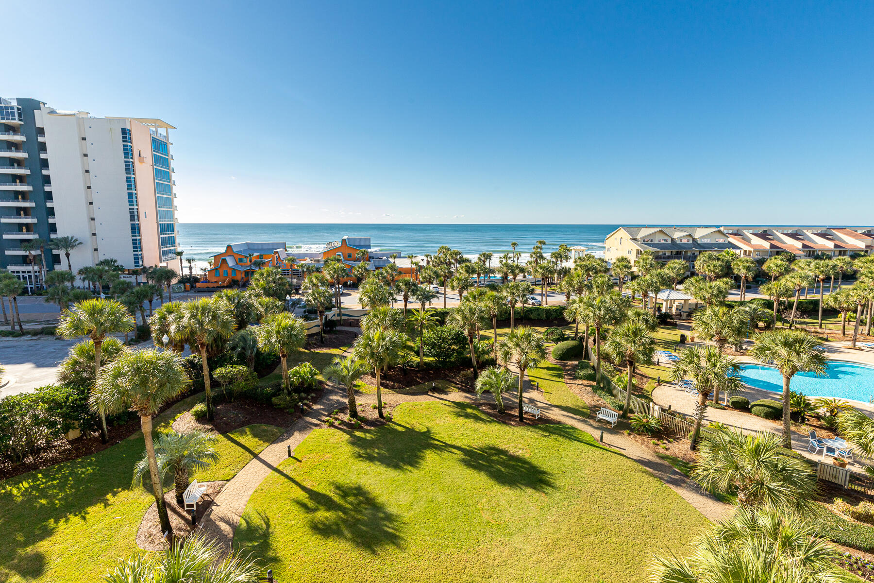 STERLING SHORES - Residential