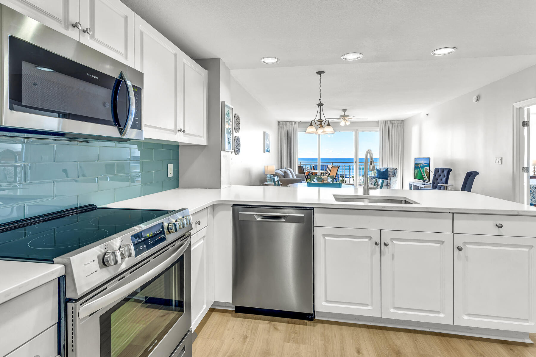 STERLING SHORES - Residential