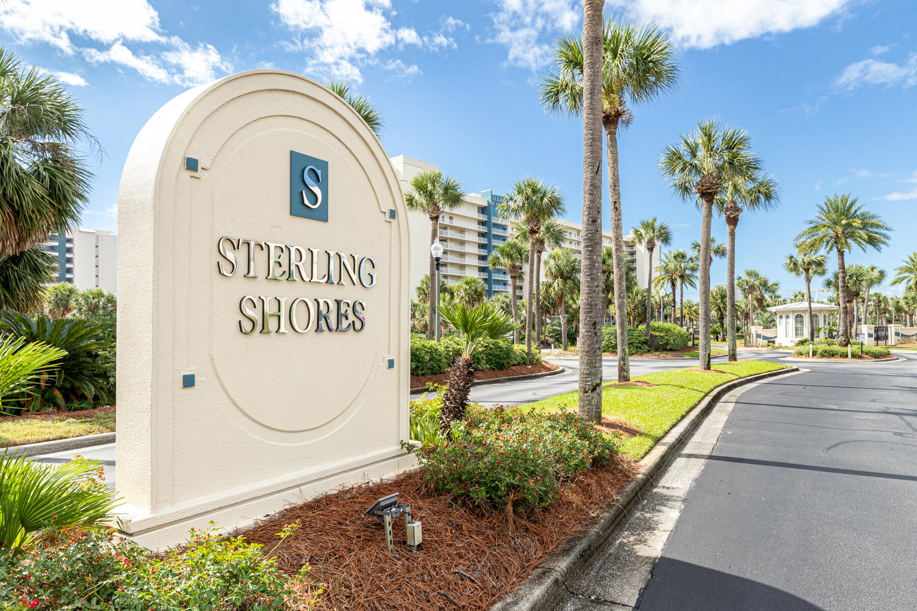 STERLING SHORES - Residential