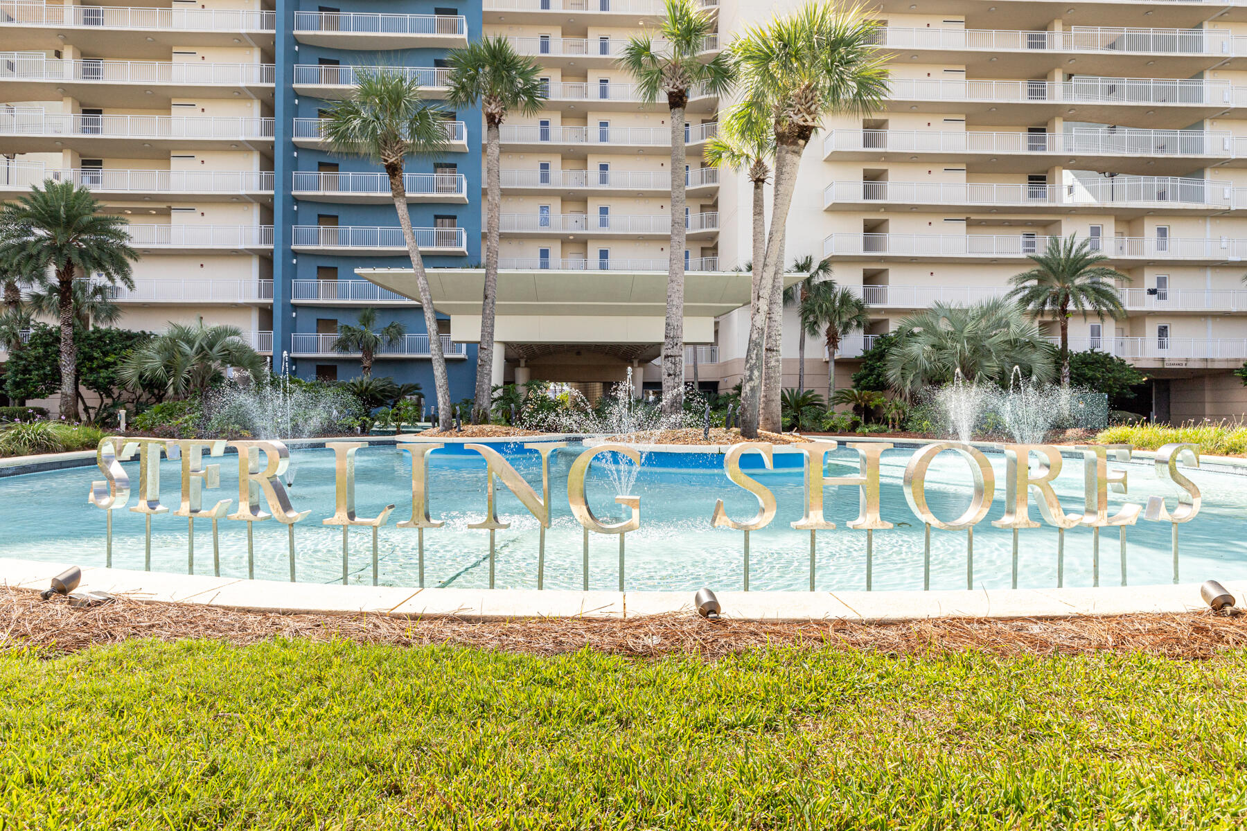 STERLING SHORES - Residential