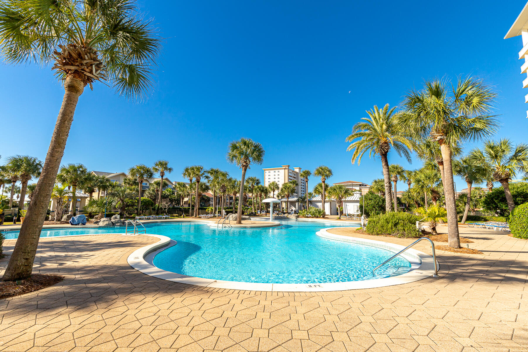 STERLING SHORES - Residential