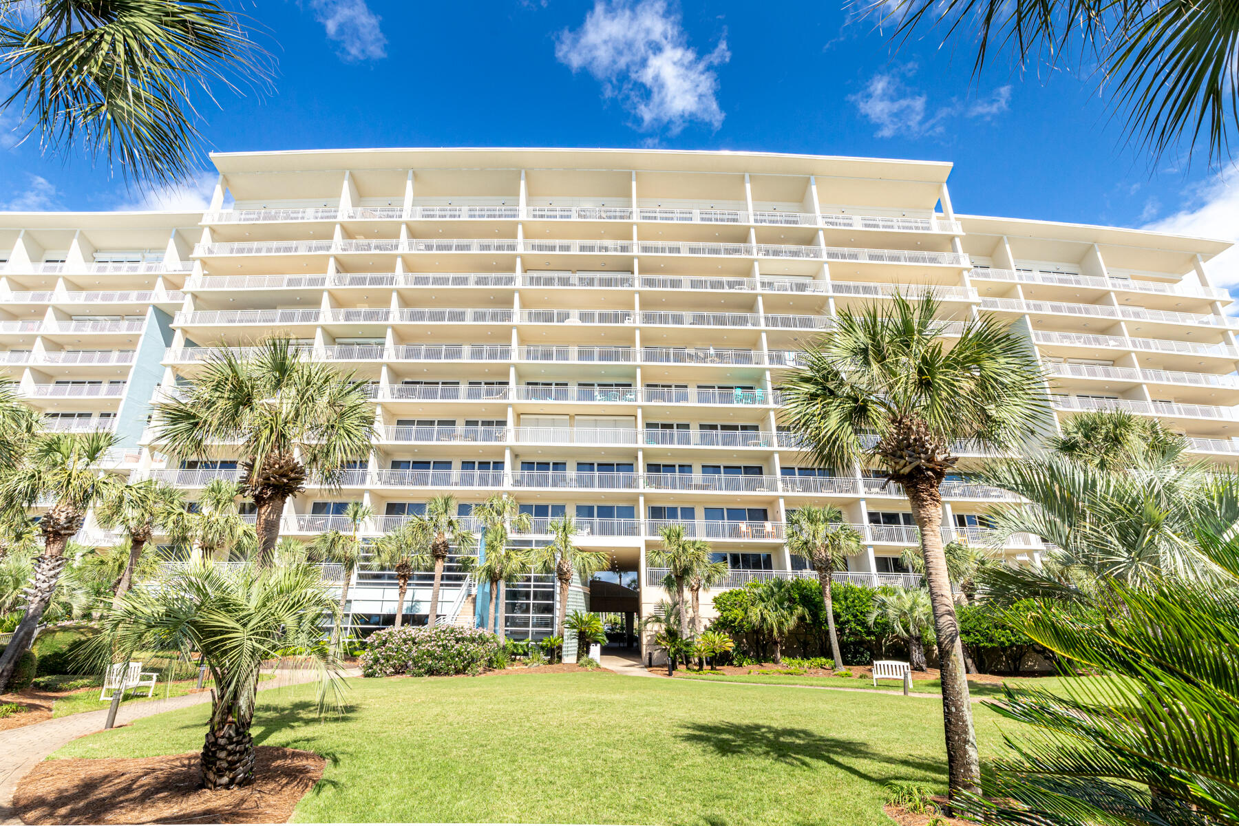 STERLING SHORES - Residential