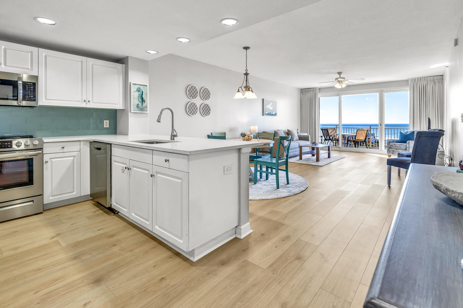 STERLING SHORES - Residential