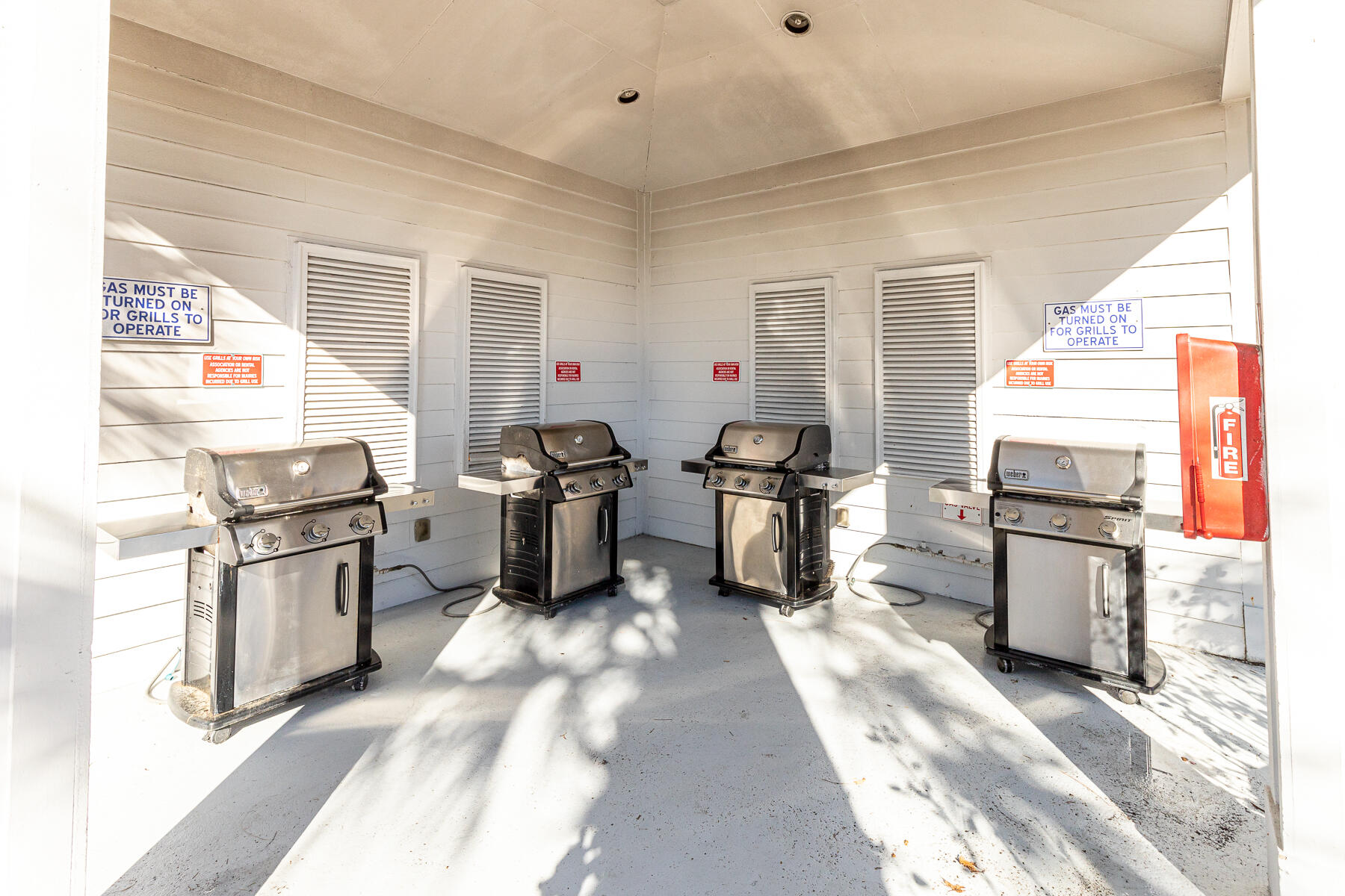 STERLING SHORES - Residential