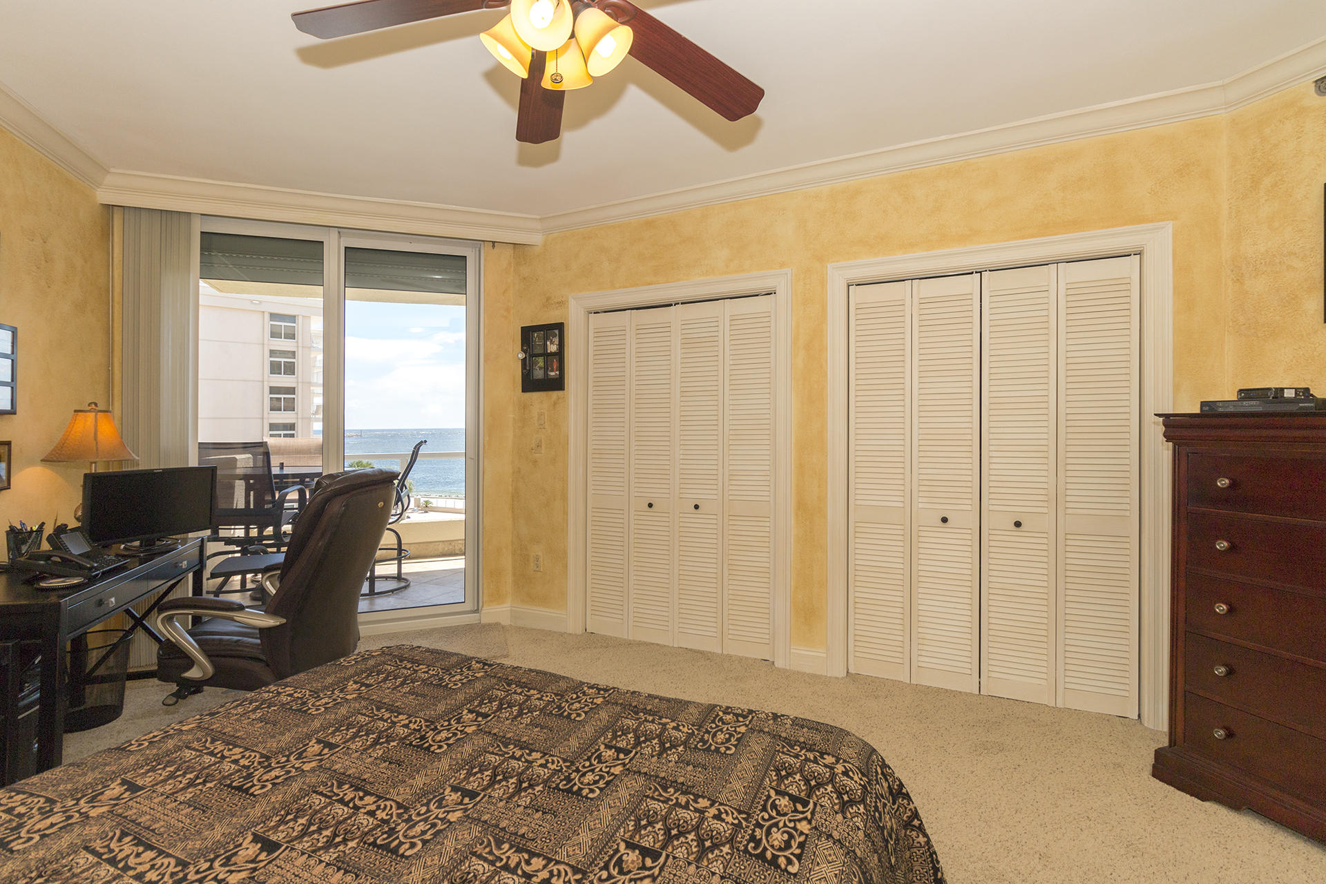 EAST PASS TOWERS CONDO PH 2 - Residential