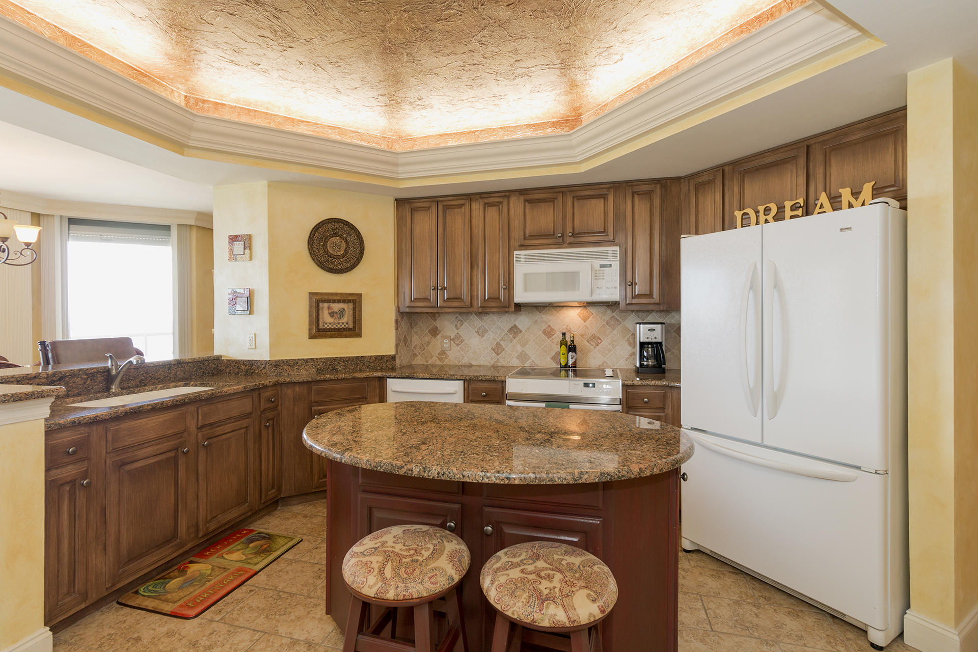 EAST PASS TOWERS CONDO PH 2 - Residential