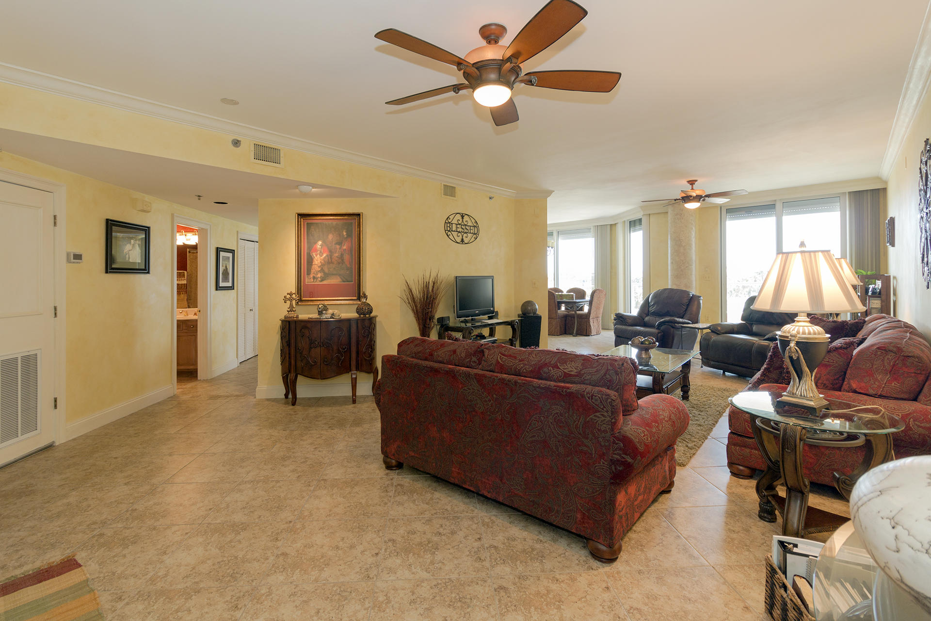 EAST PASS TOWERS CONDO PH 2 - Residential