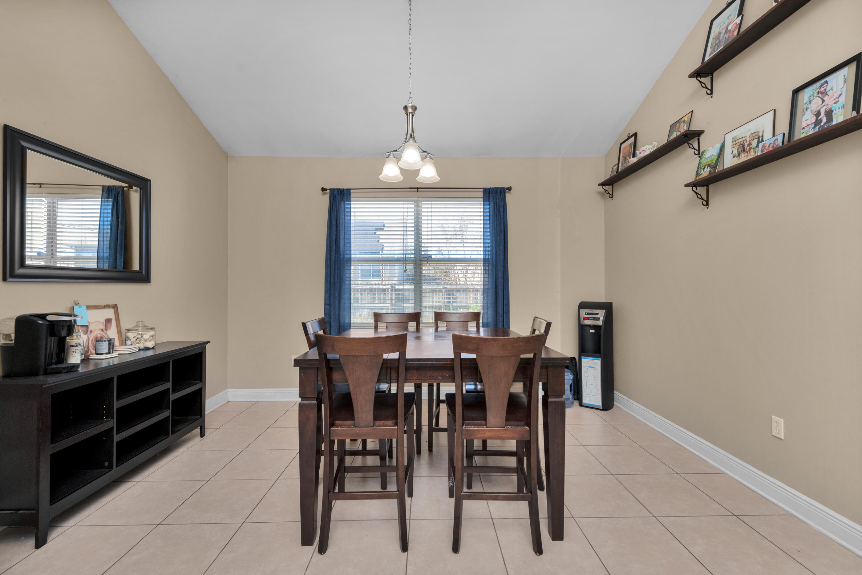 ROLLING RIDGE S/D - Residential