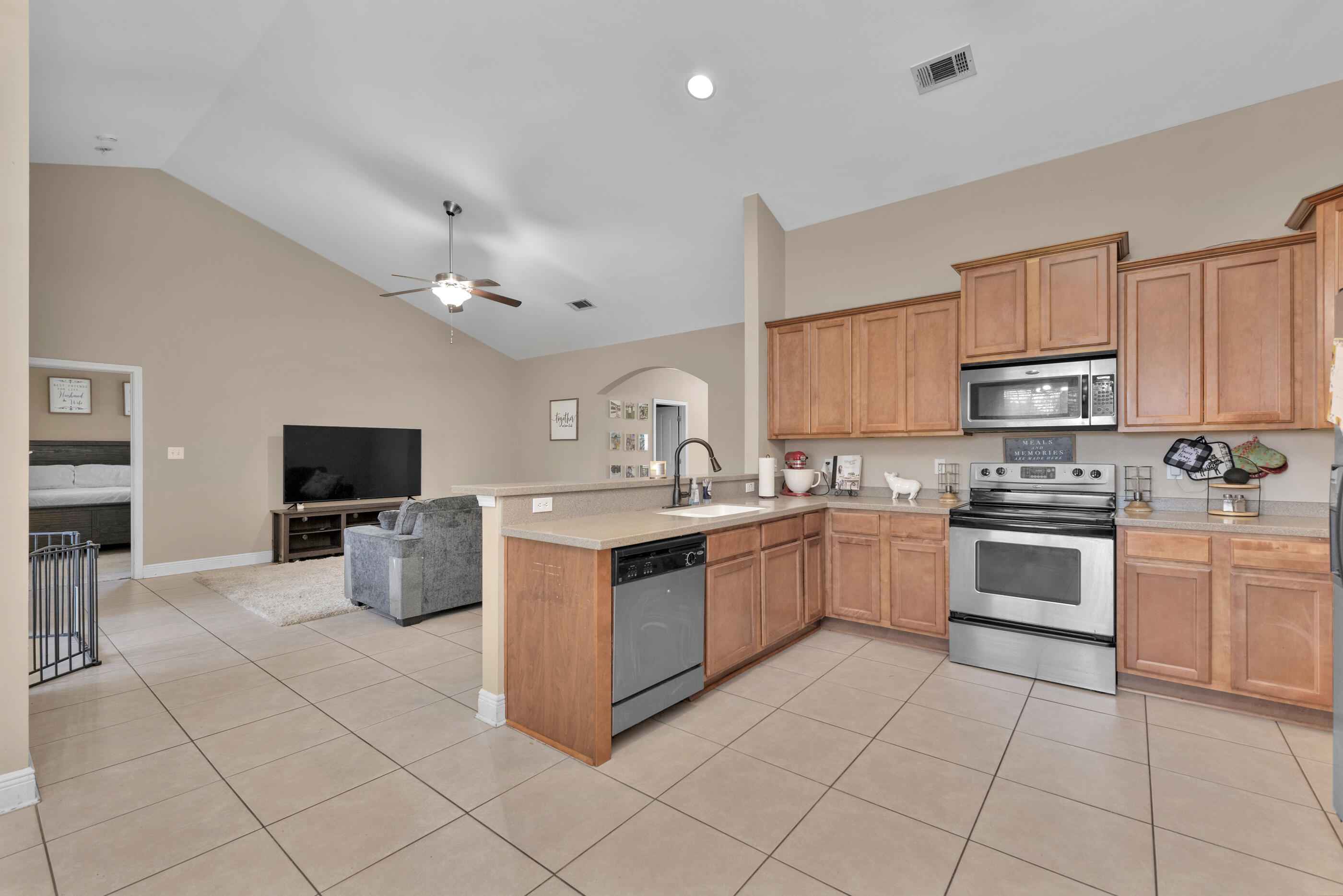 ROLLING RIDGE S/D - Residential