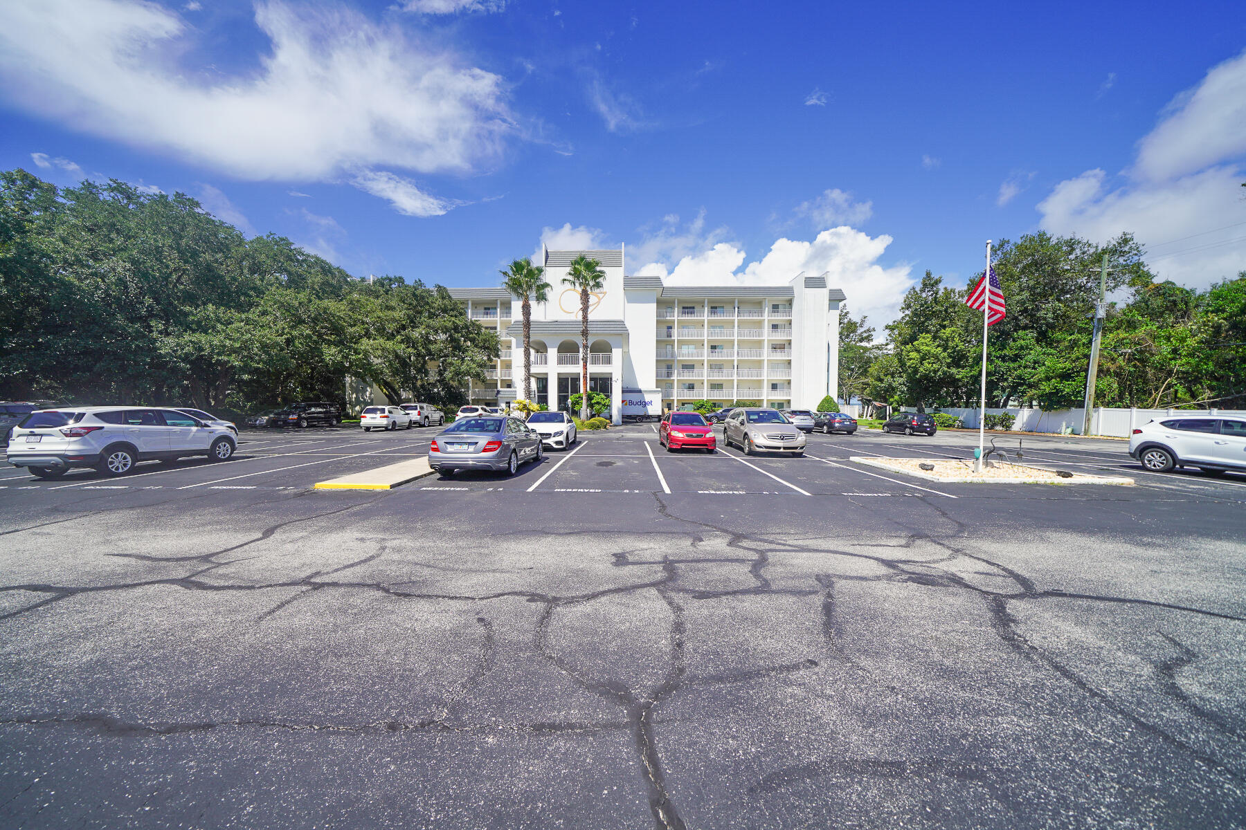 VALENCIA CONDO - Residential