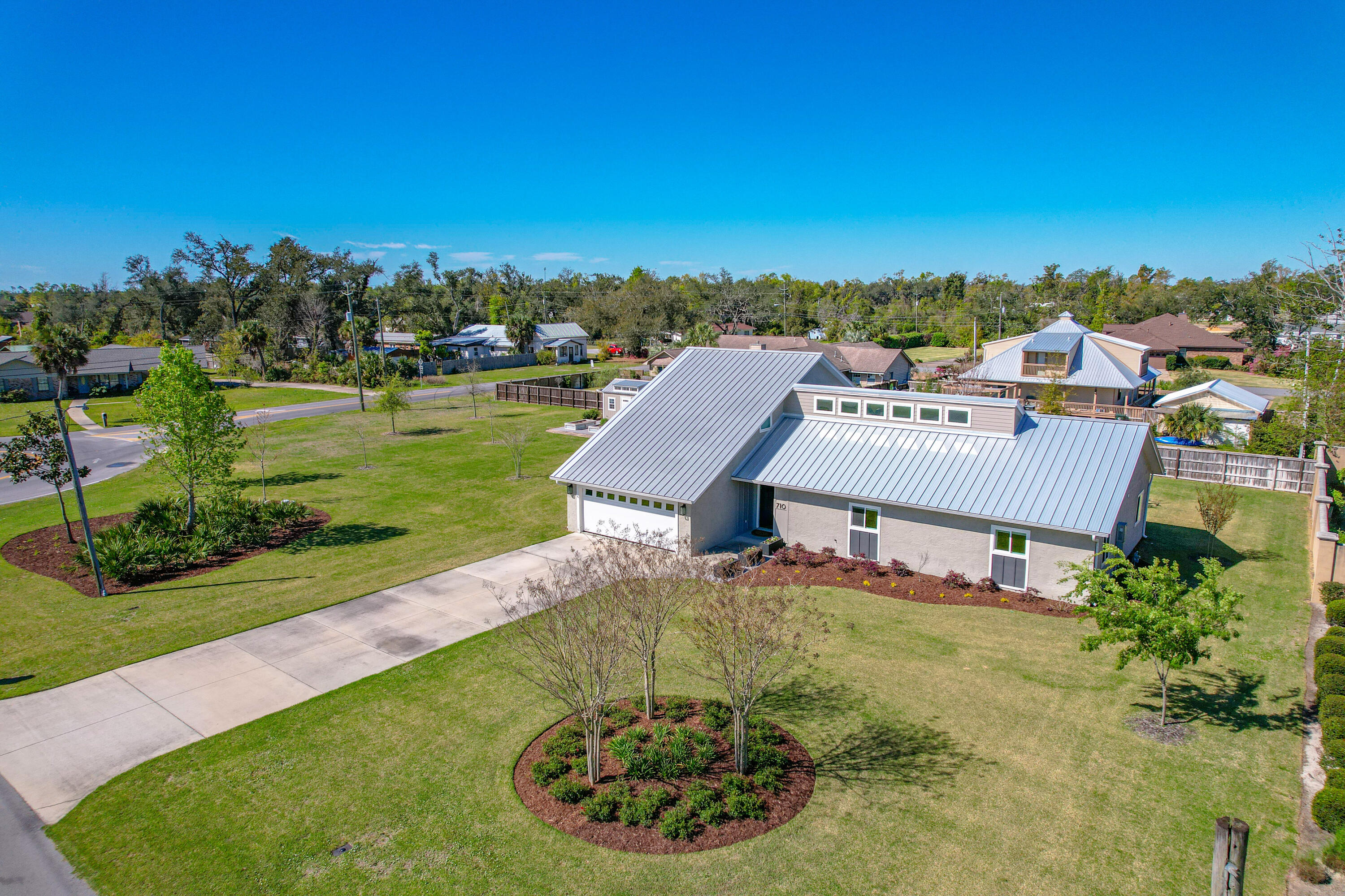 LYNN HAVEN - Residential