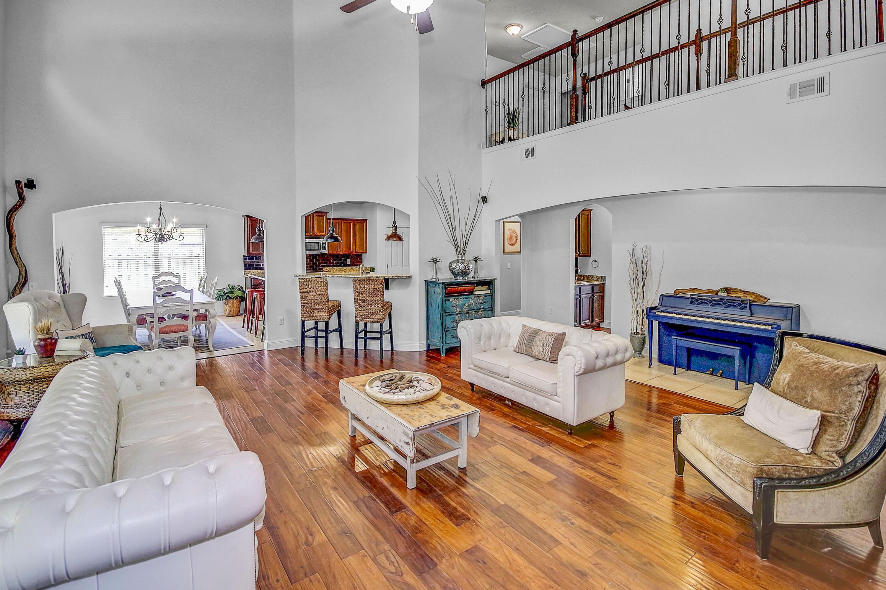 HAMMOCK BAY - Residential