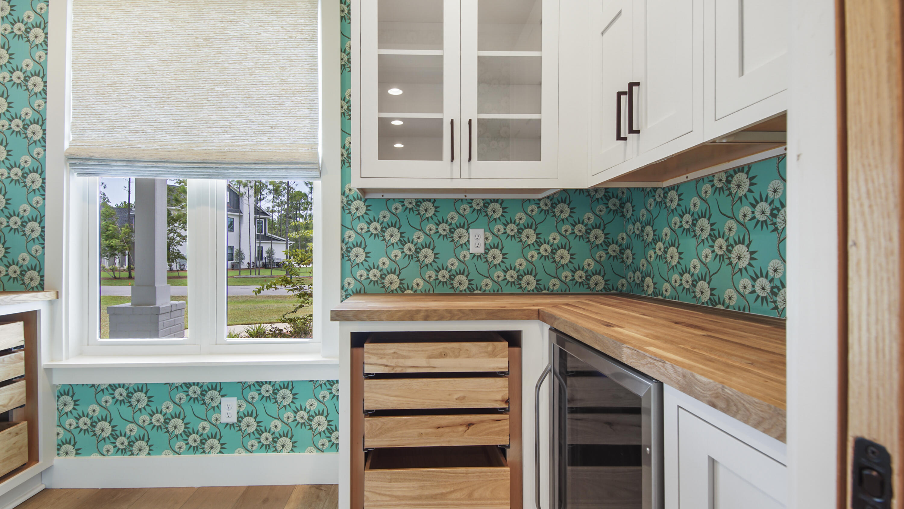 SECLUSION BAY - Residential