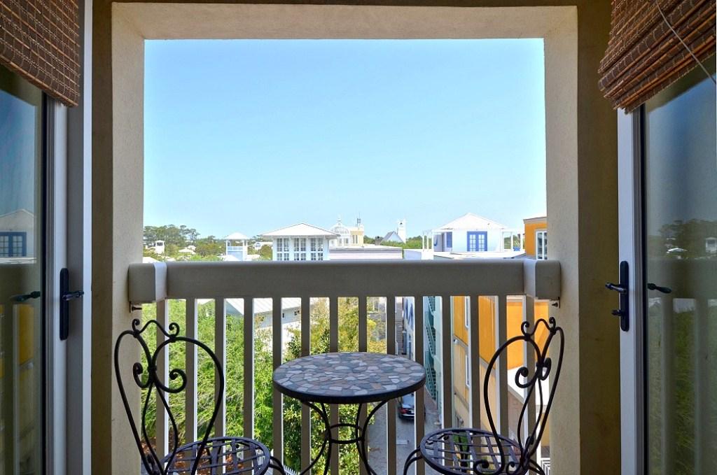 SEASIDE TOWN CENTER - Residential