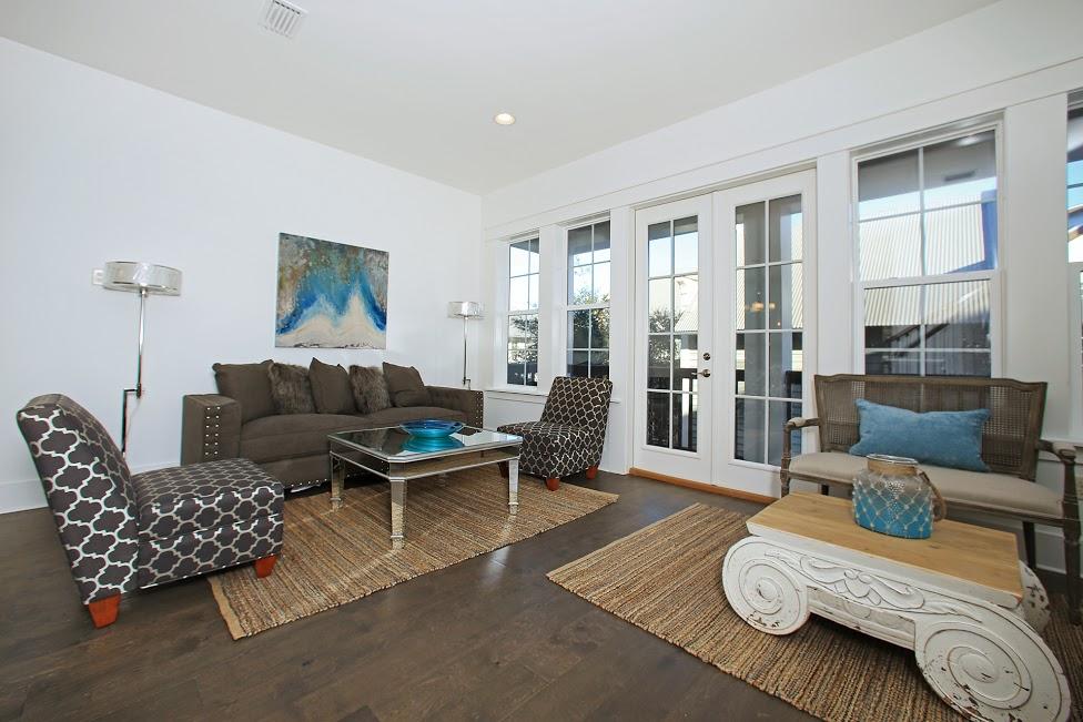 Las Brisas/SEACREST BEACH - Residential