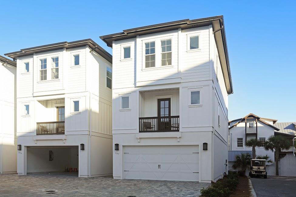 Las Brisas/SEACREST BEACH - Residential