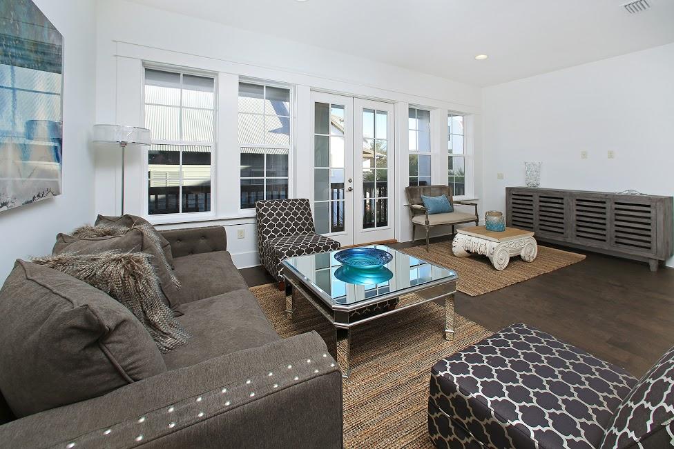 Las Brisas/SEACREST BEACH - Residential