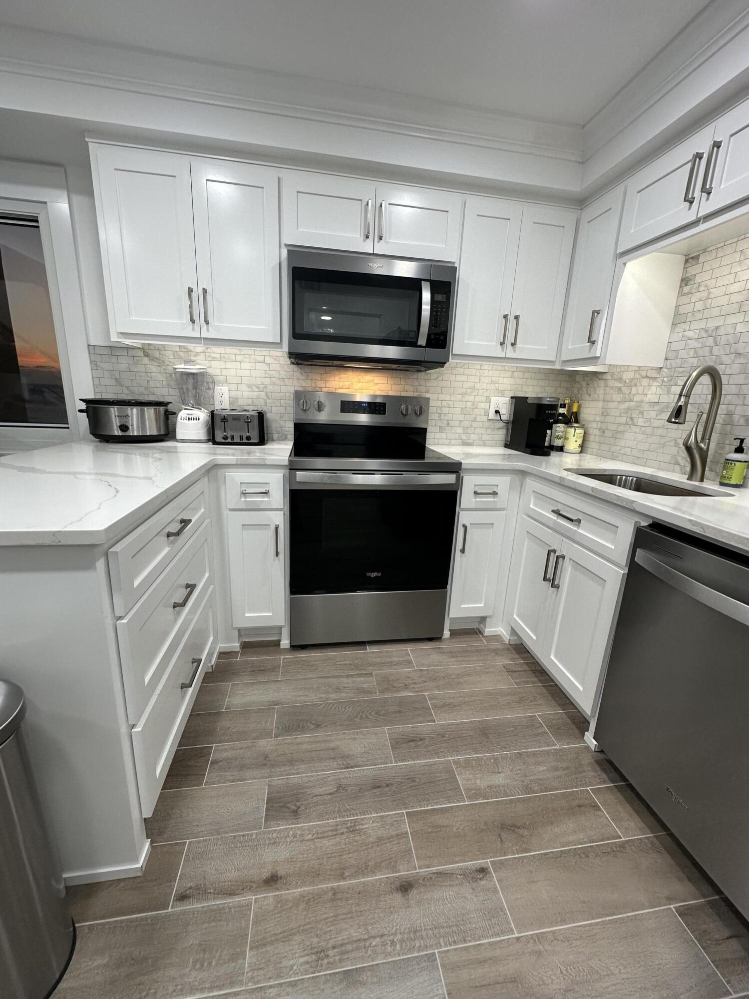 Pinnacle Port - Residential