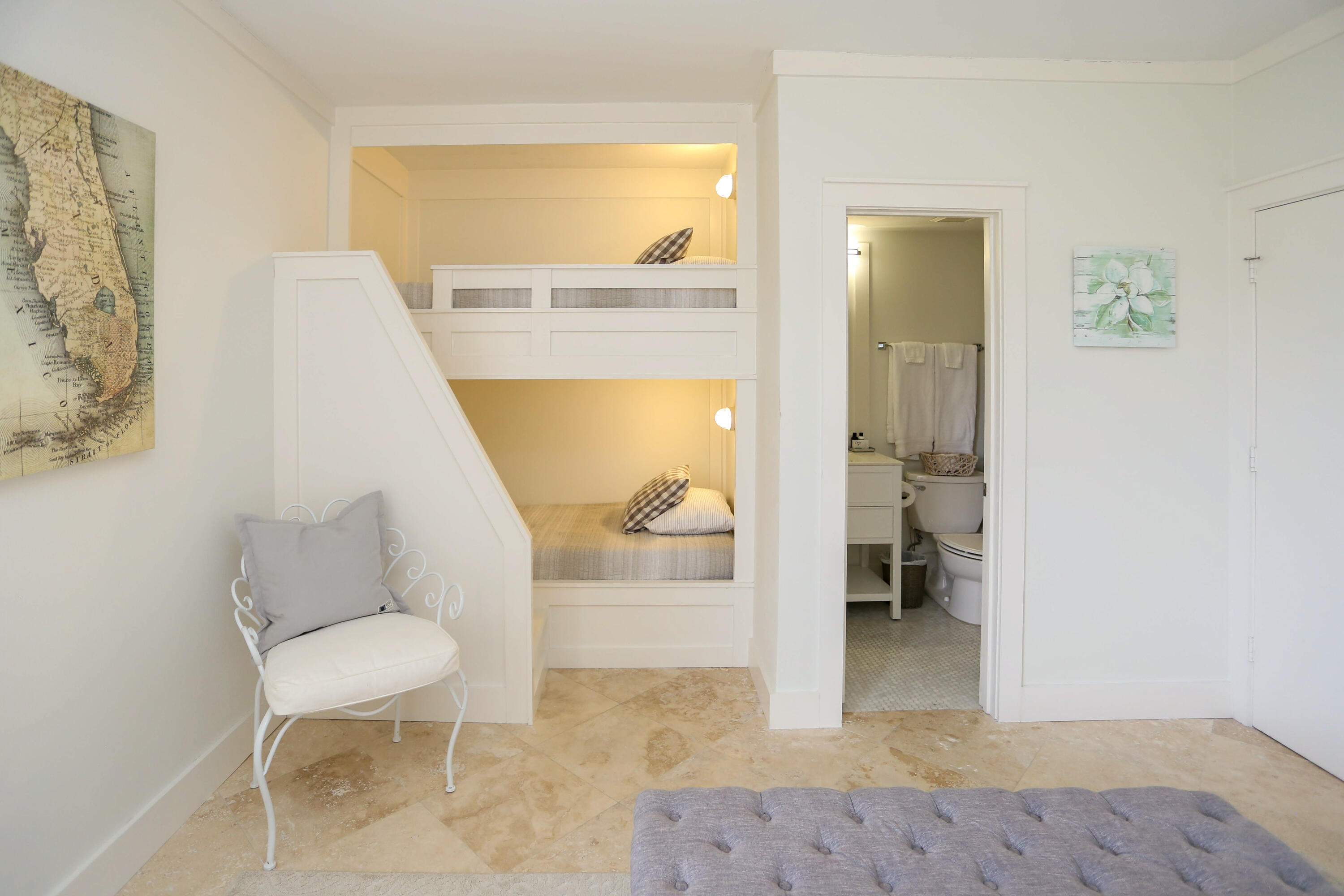 EMERALD HILL CONDO PH 3 - Residential