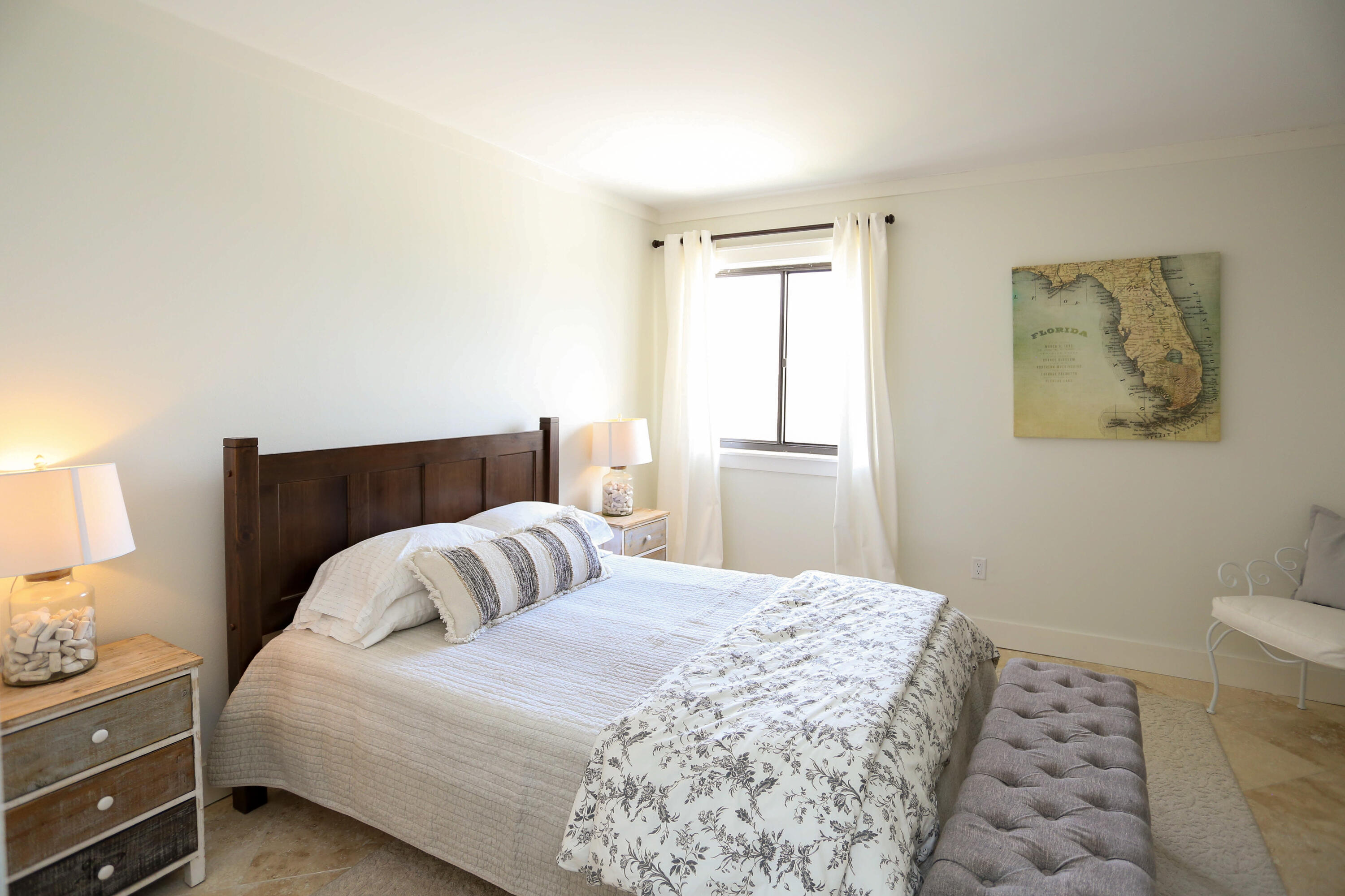 EMERALD HILL CONDO PH 3 - Residential