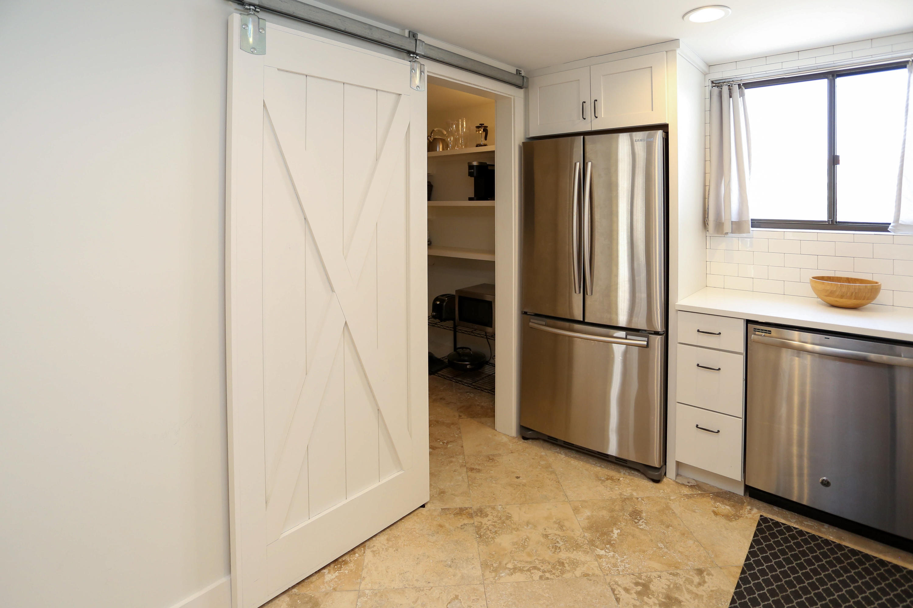 EMERALD HILL CONDO PH 3 - Residential