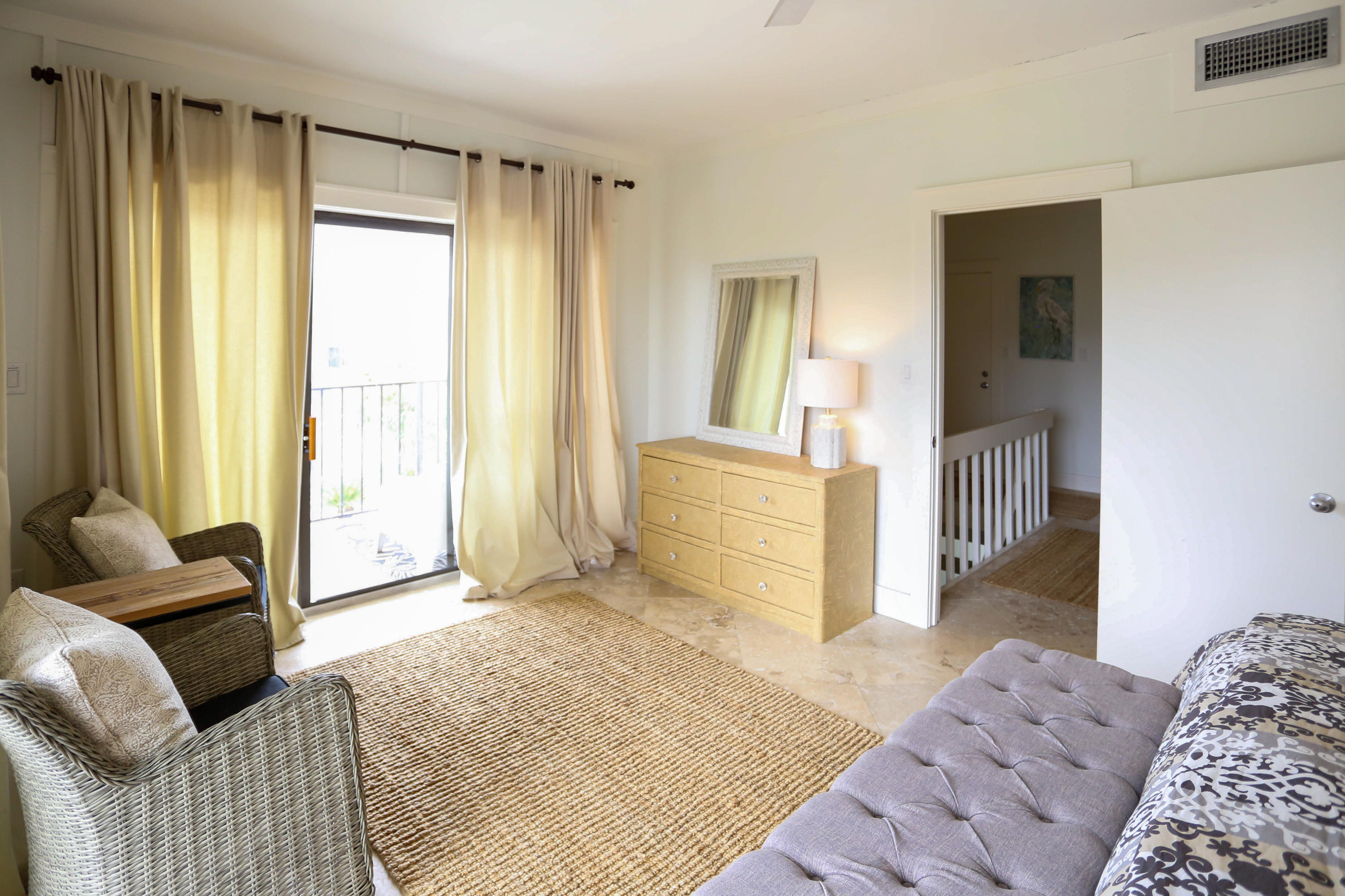 EMERALD HILL CONDO PH 3 - Residential