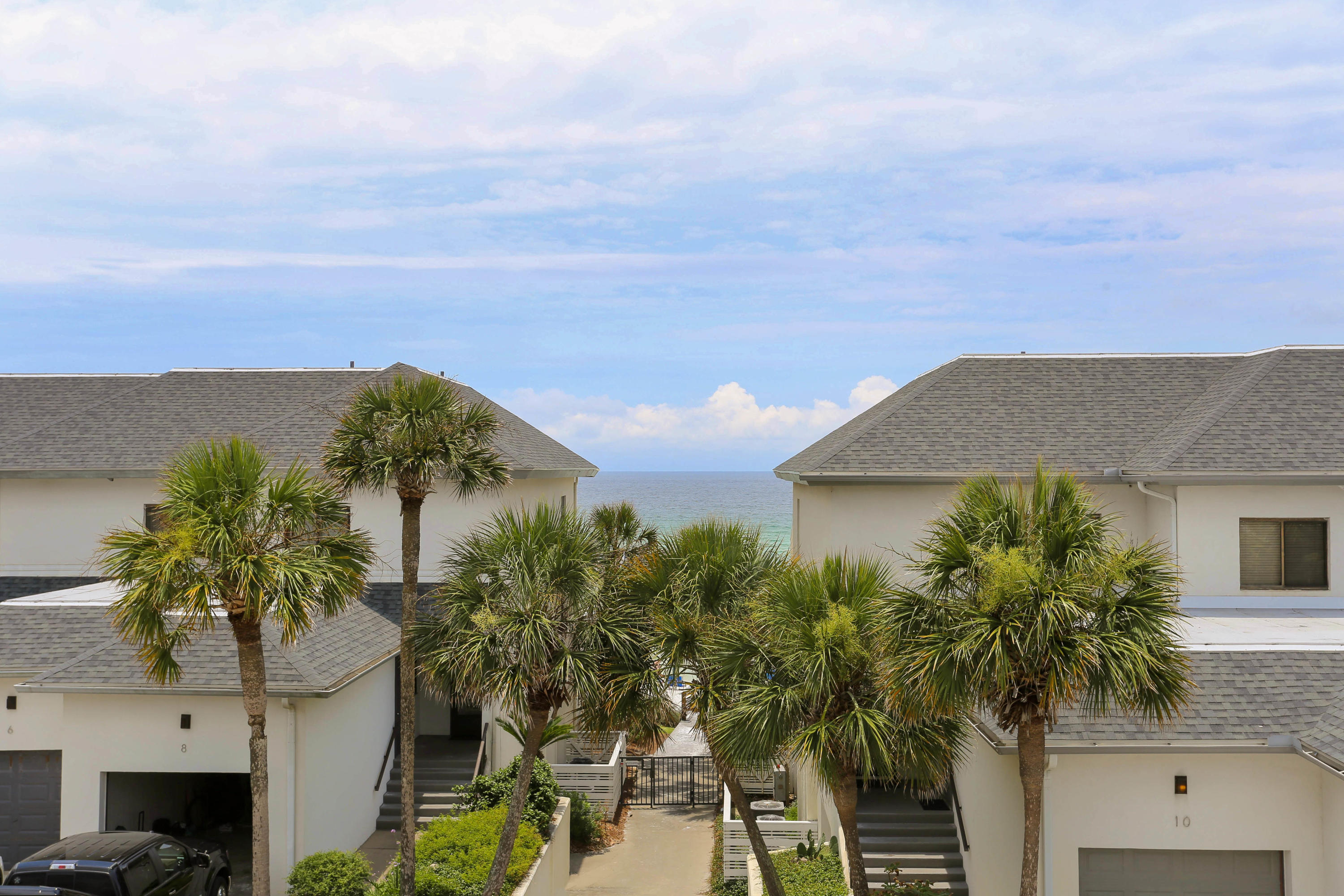 EMERALD HILL CONDO PH 3 - Residential