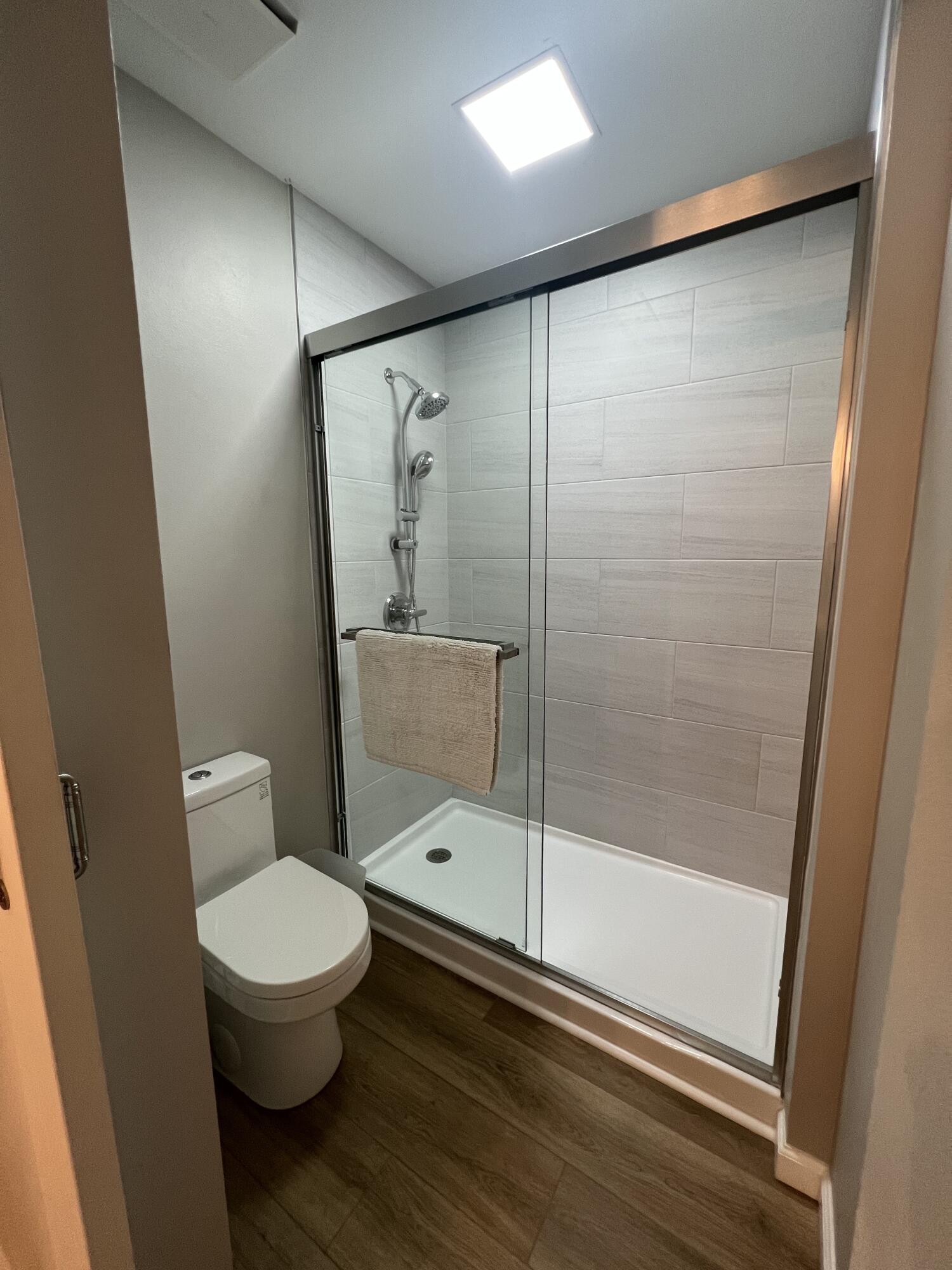 ROYAL OAK VILLAS BLUEWATER BAY - Residential Lease