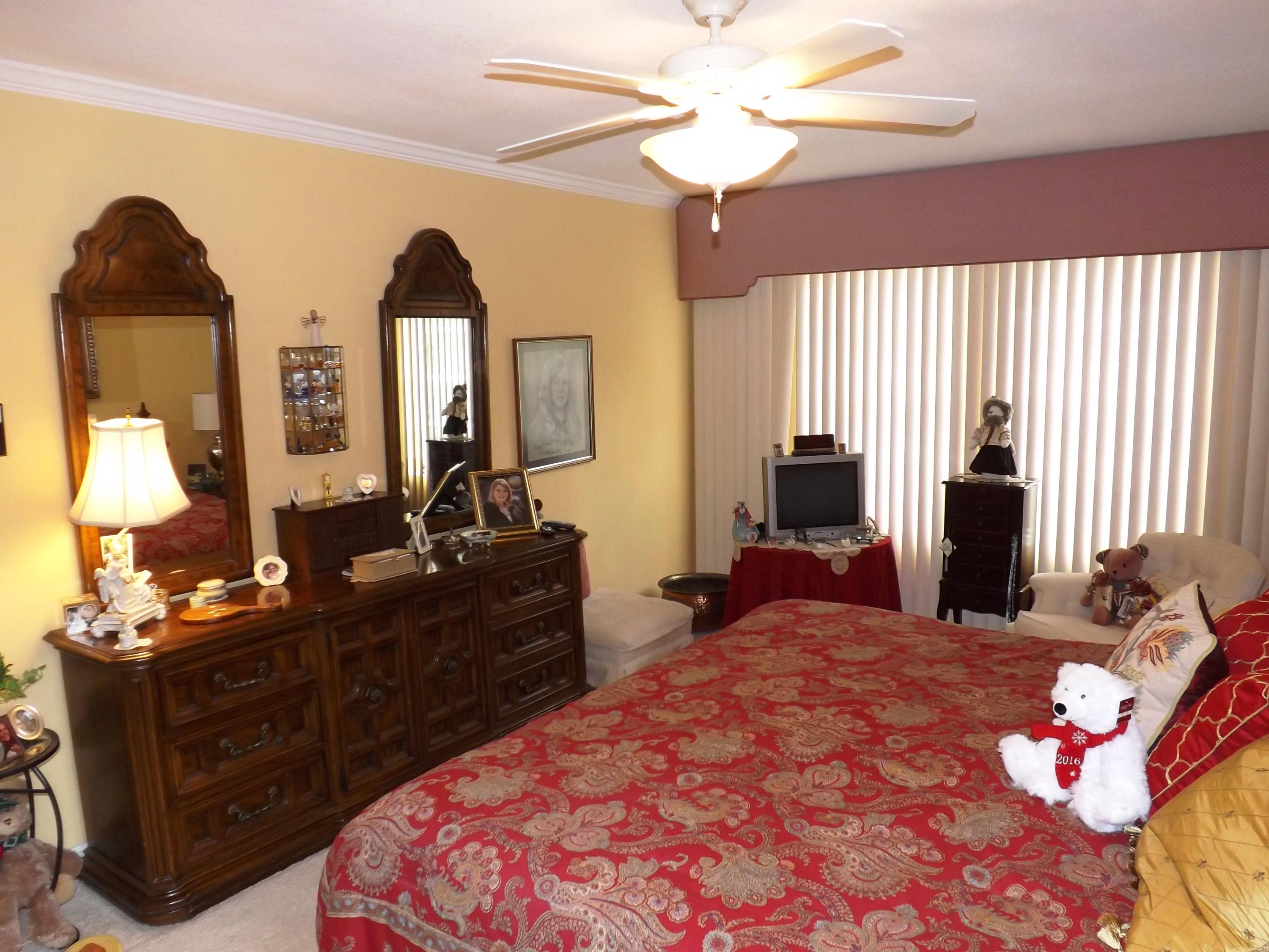 LAKE LORRAINE ESTATES - Residential