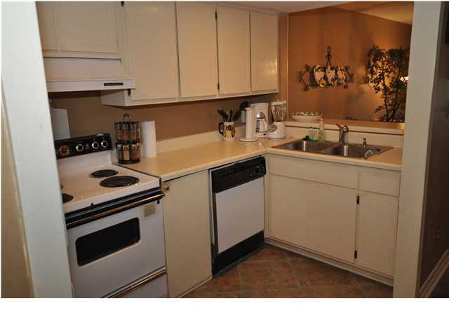 BAYOU VILLAGE CONDO PH 1 - Residential Lease