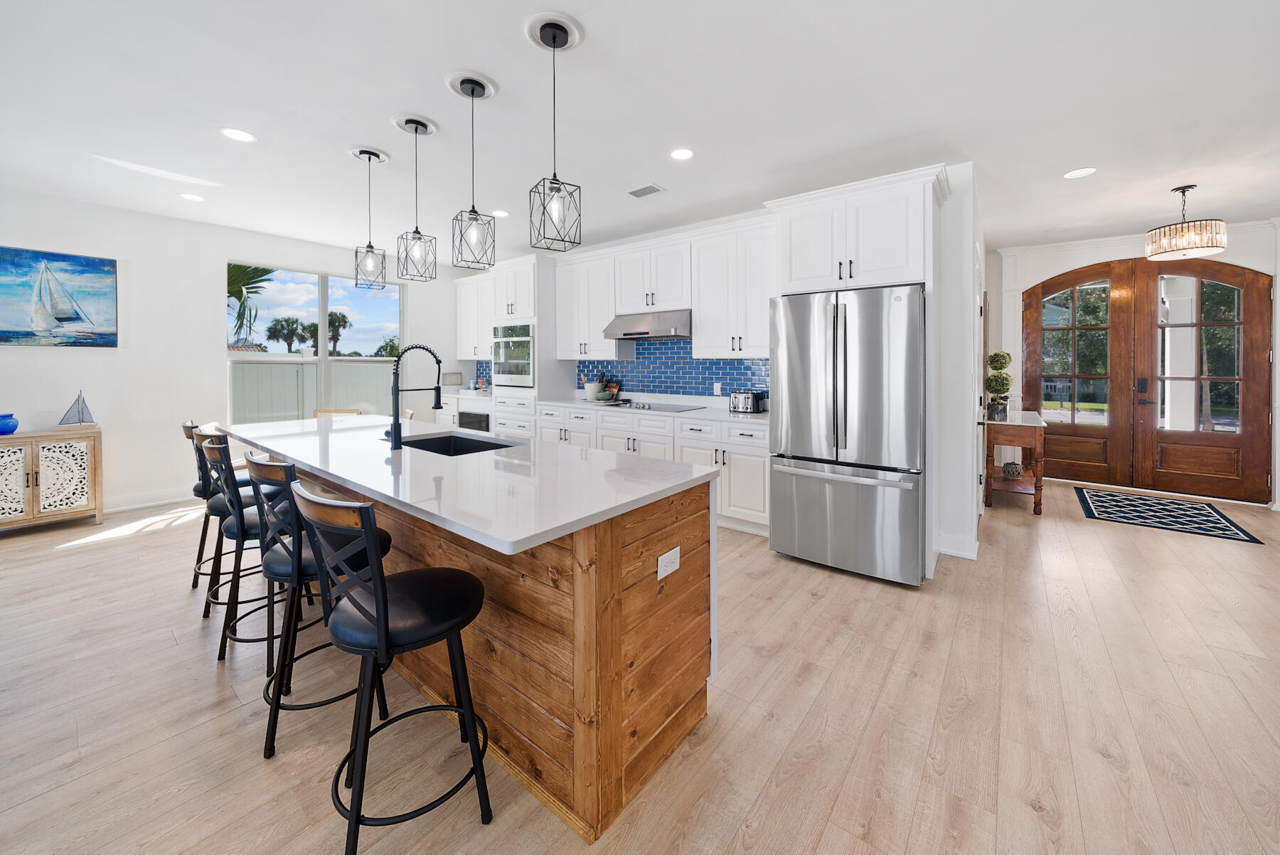 LAGUNA BEACH - Residential