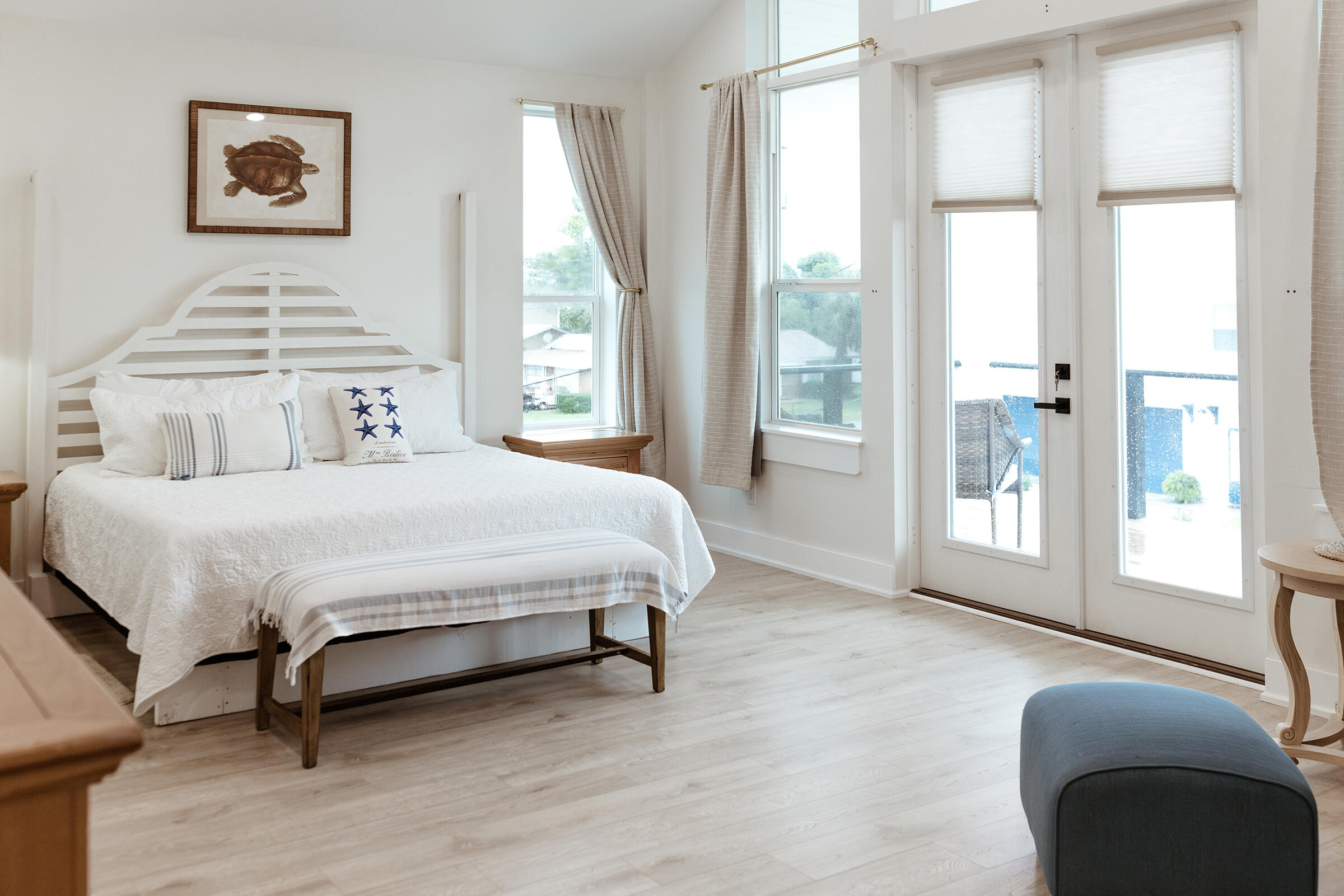 LAGUNA BEACH - Residential